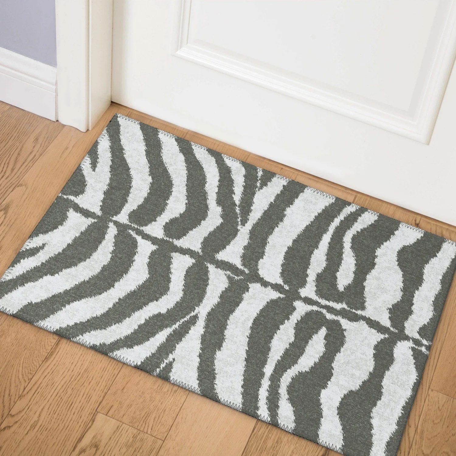 Addison Indoor/ Outdoor Safari Zebra Animal Print Washable Area Rug