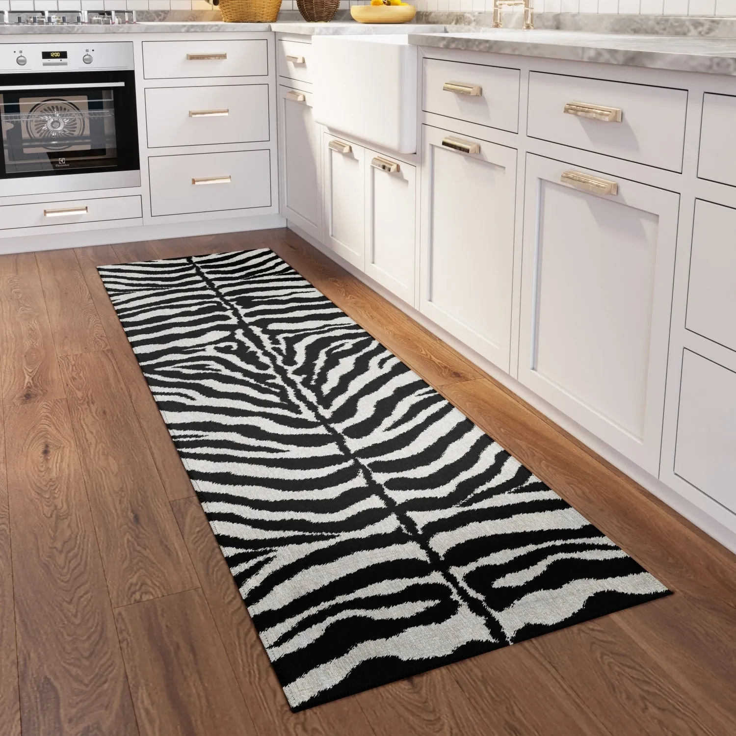 Addison Indoor/ Outdoor Safari Zebra Animal Print Washable Area Rug