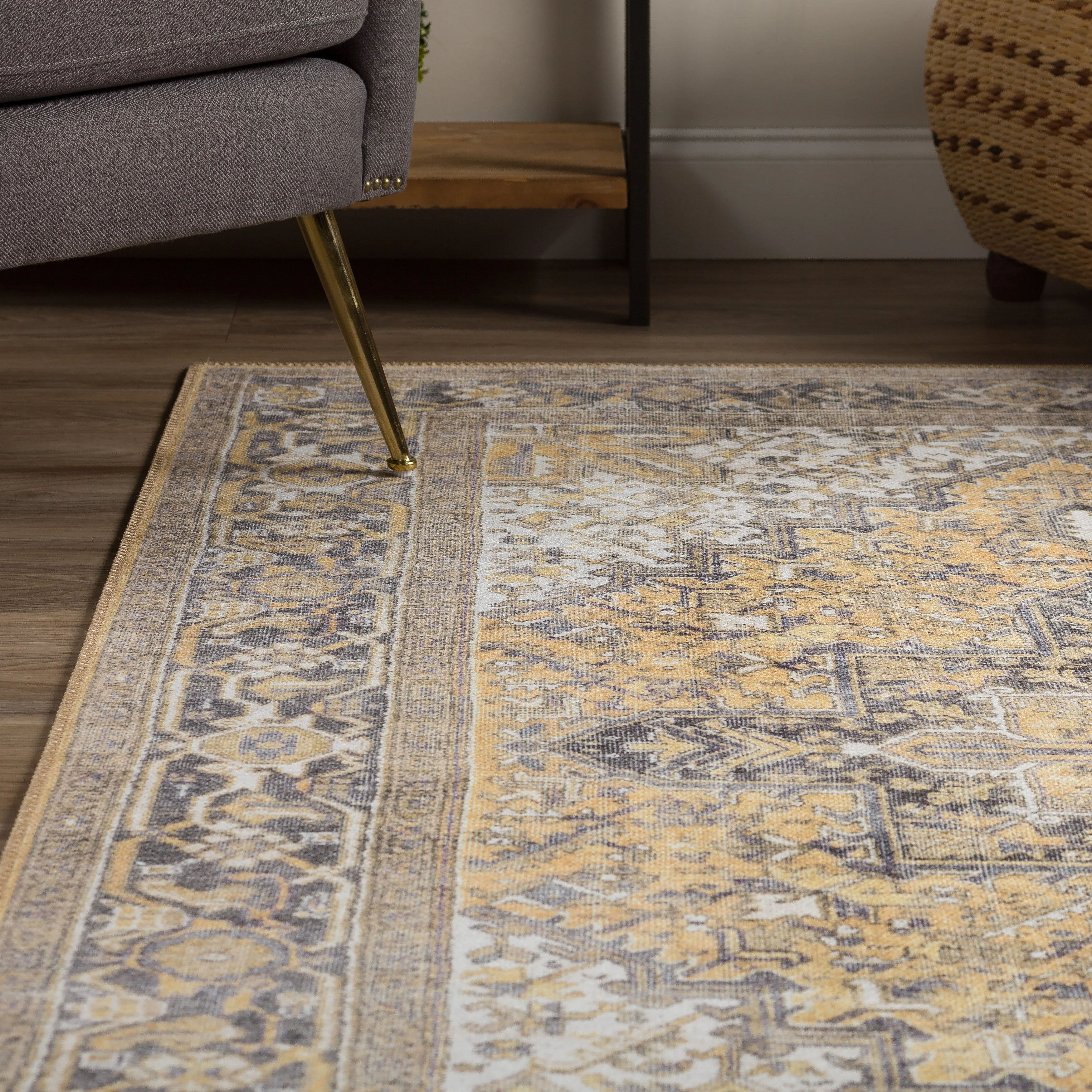 Addison Kensington Vintage Persian Non-Skid Rug