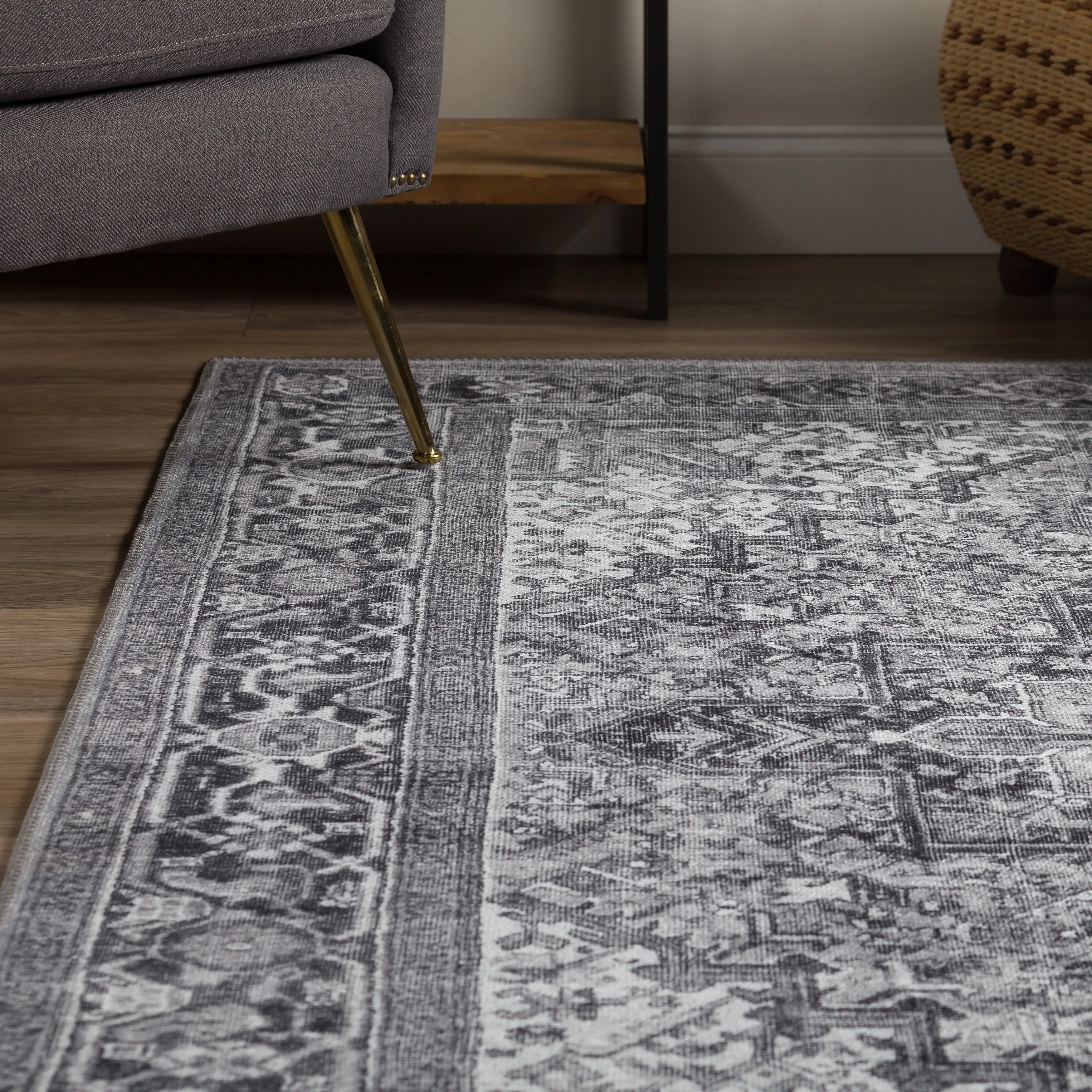 Addison Kensington Vintage Persian Non-Skid Rug