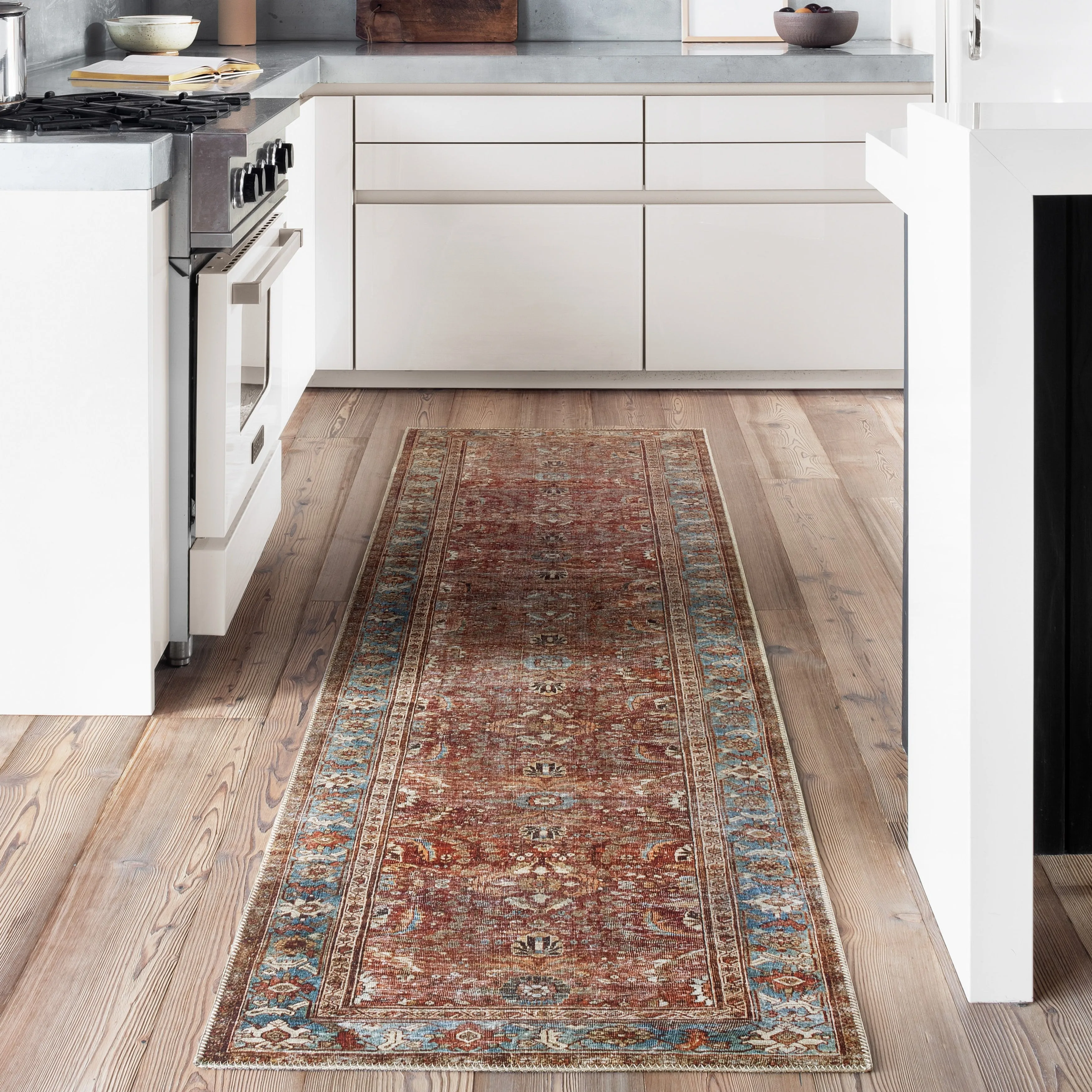 Alexander Home Isabelle Traditional Vintage Border Printed Area Rug
