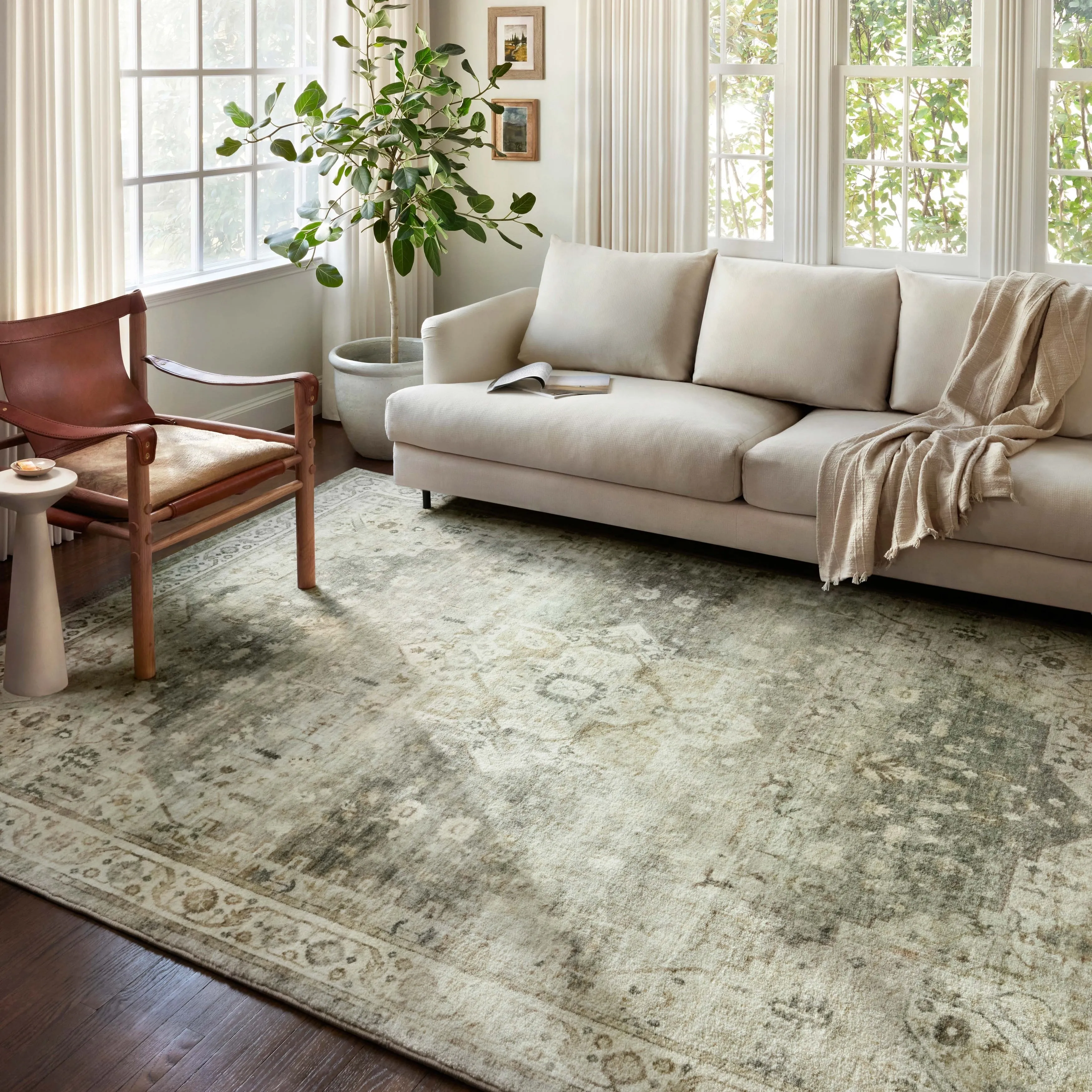 Alexander Home Juliet Vintage Ultra-Plush Medallion Area Rug
