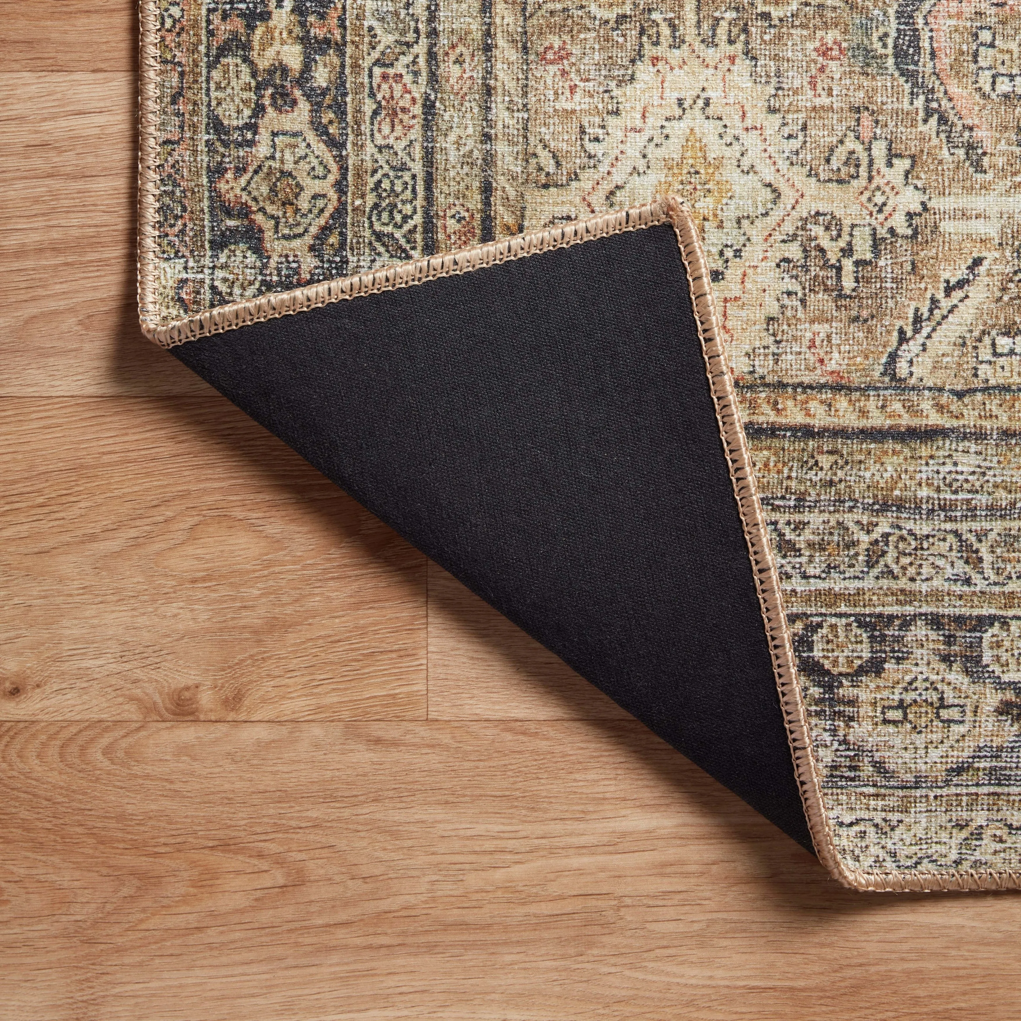 Alexander Home Victoria Traditional Vintage Border Area Rug