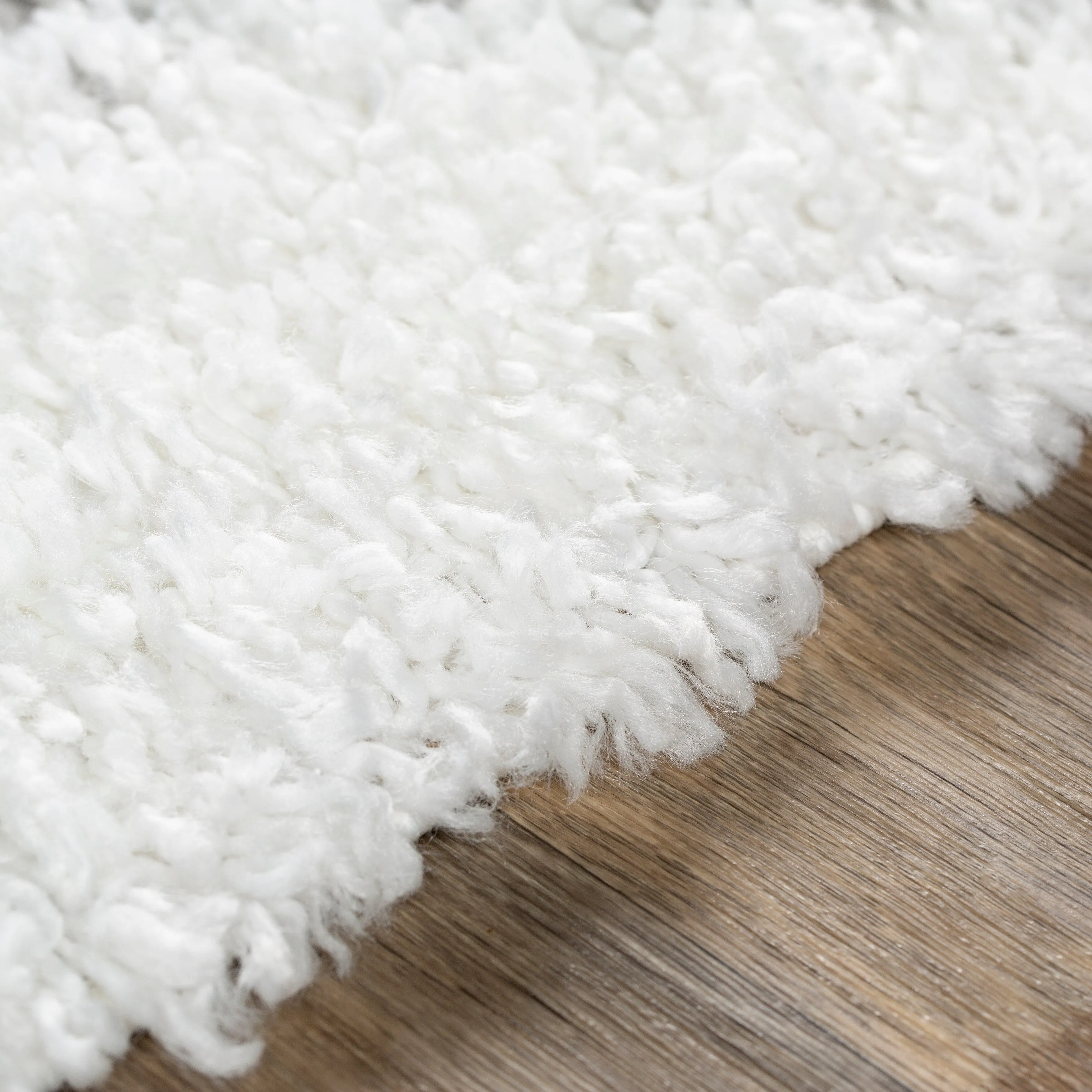Artistic Weavers Dottie Boho Geometric Shag Area Rug