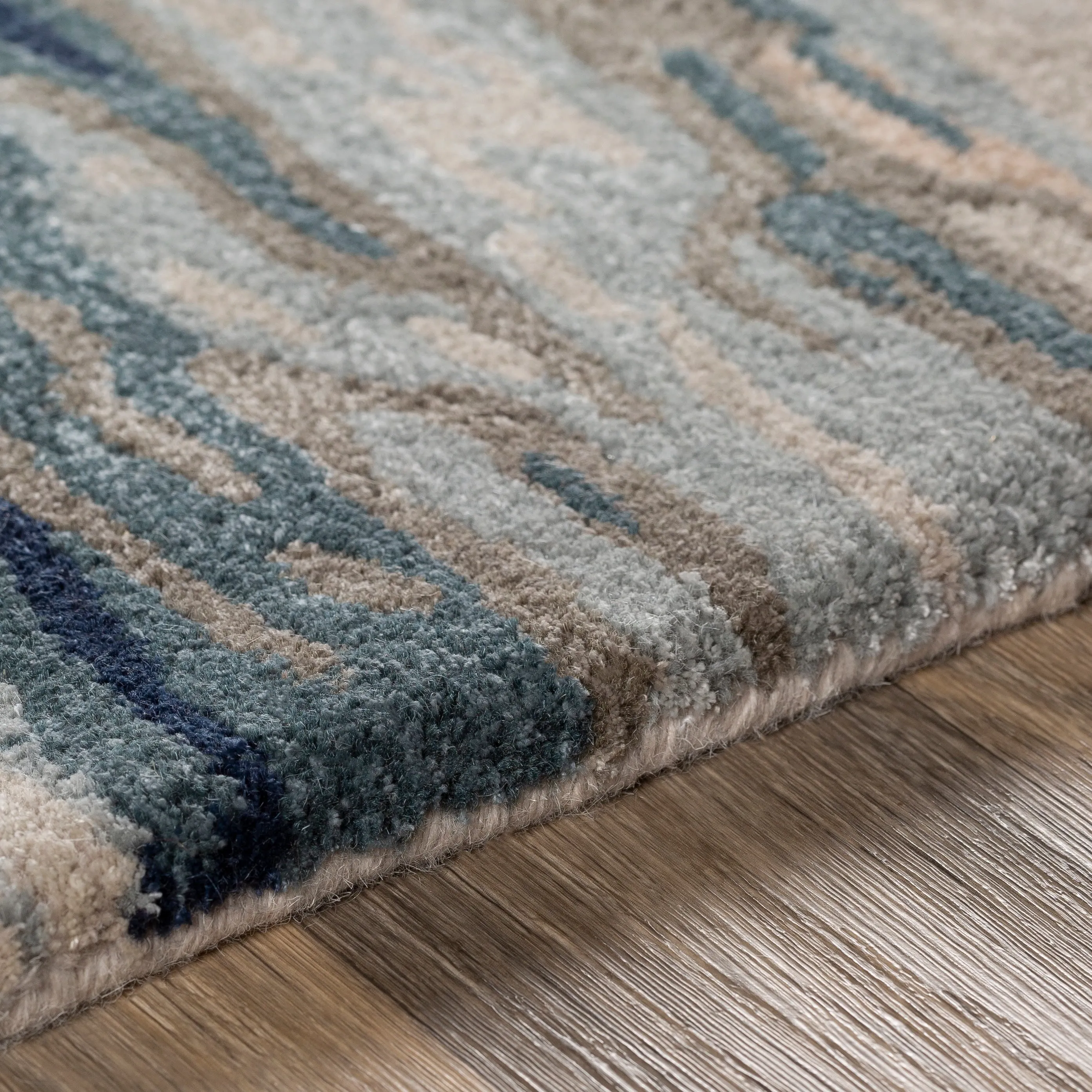 Artistic Weavers El Capitan Modern Hand-tufted Area Rug