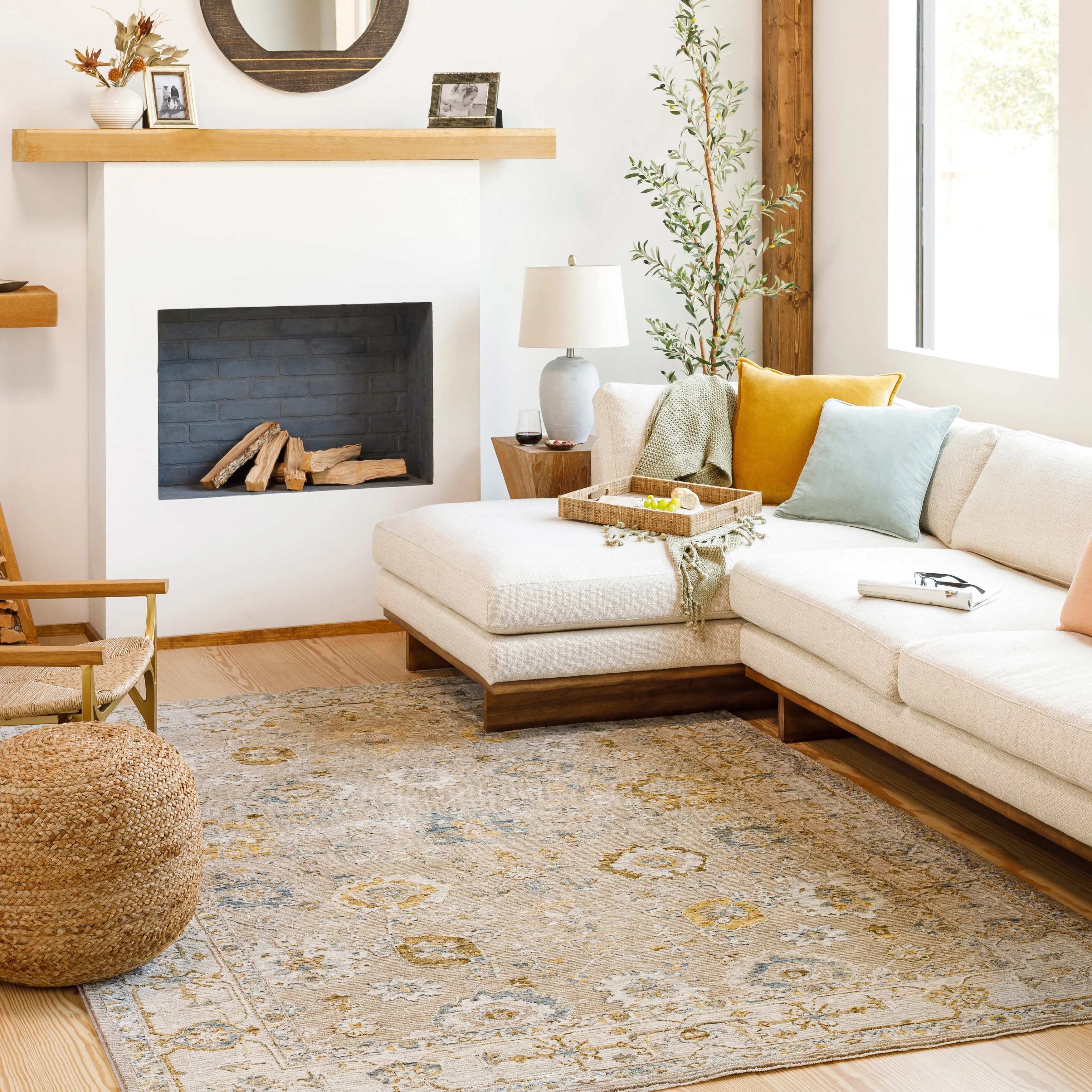 Artistic Weavers Gwyndolyn Traditional Medallion Area Rug