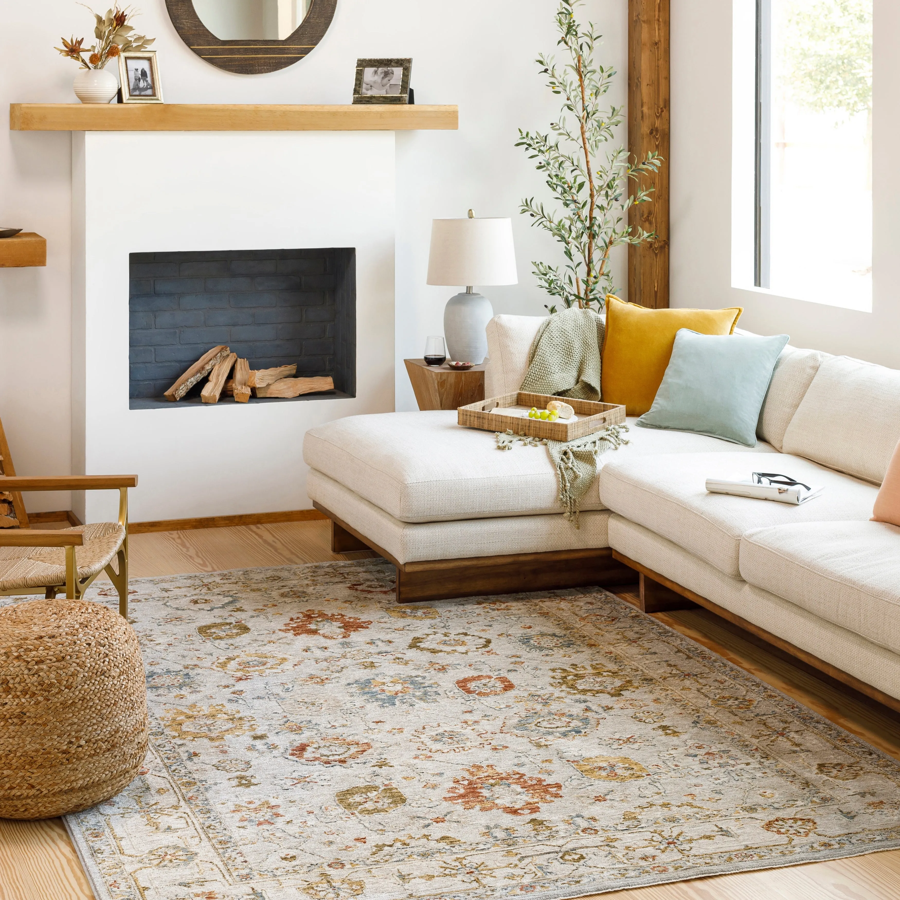 Artistic Weavers Gwyndolyn Traditional Medallion Area Rug