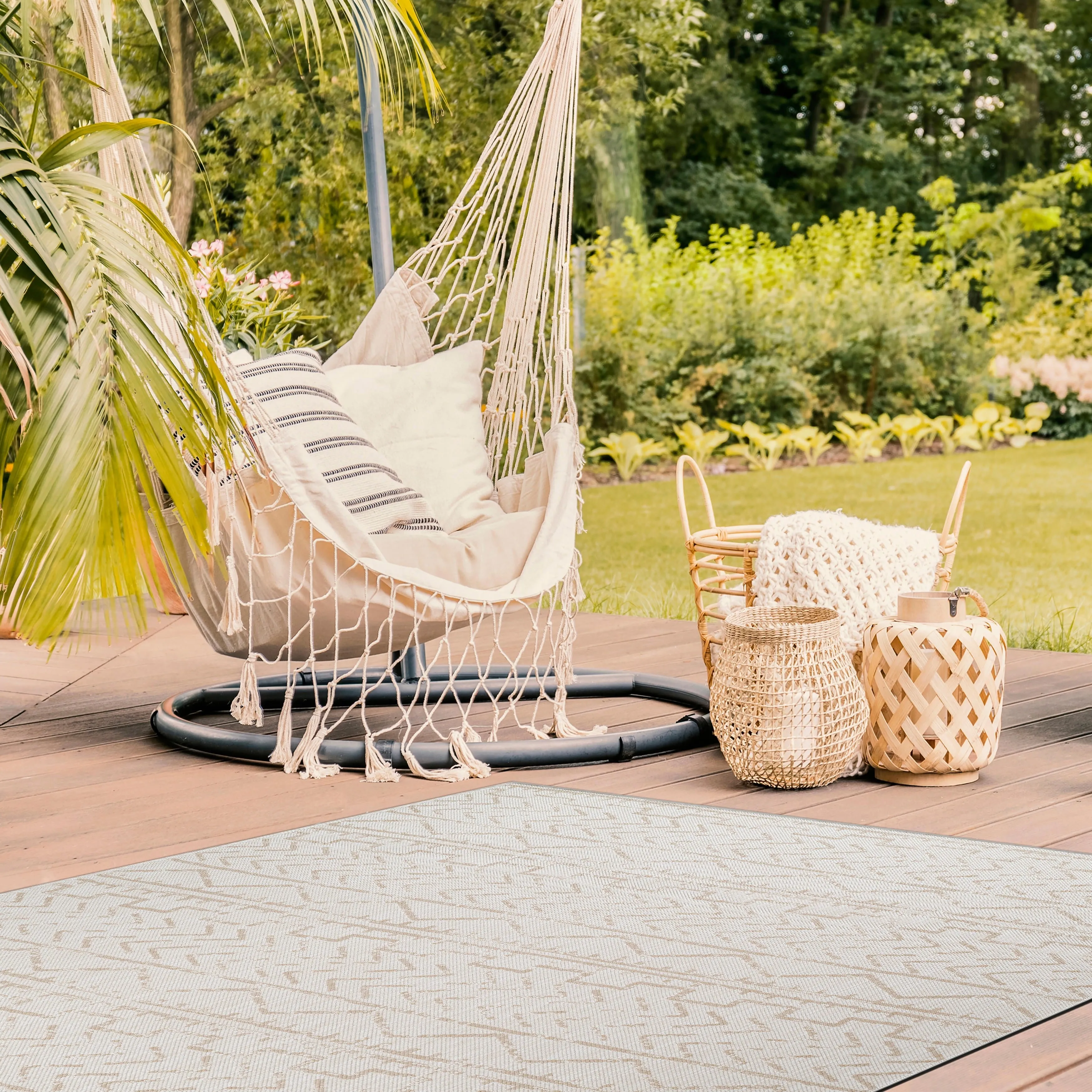 Beverly Rug Beige Trellis Indoor Outdoor Area Rug
