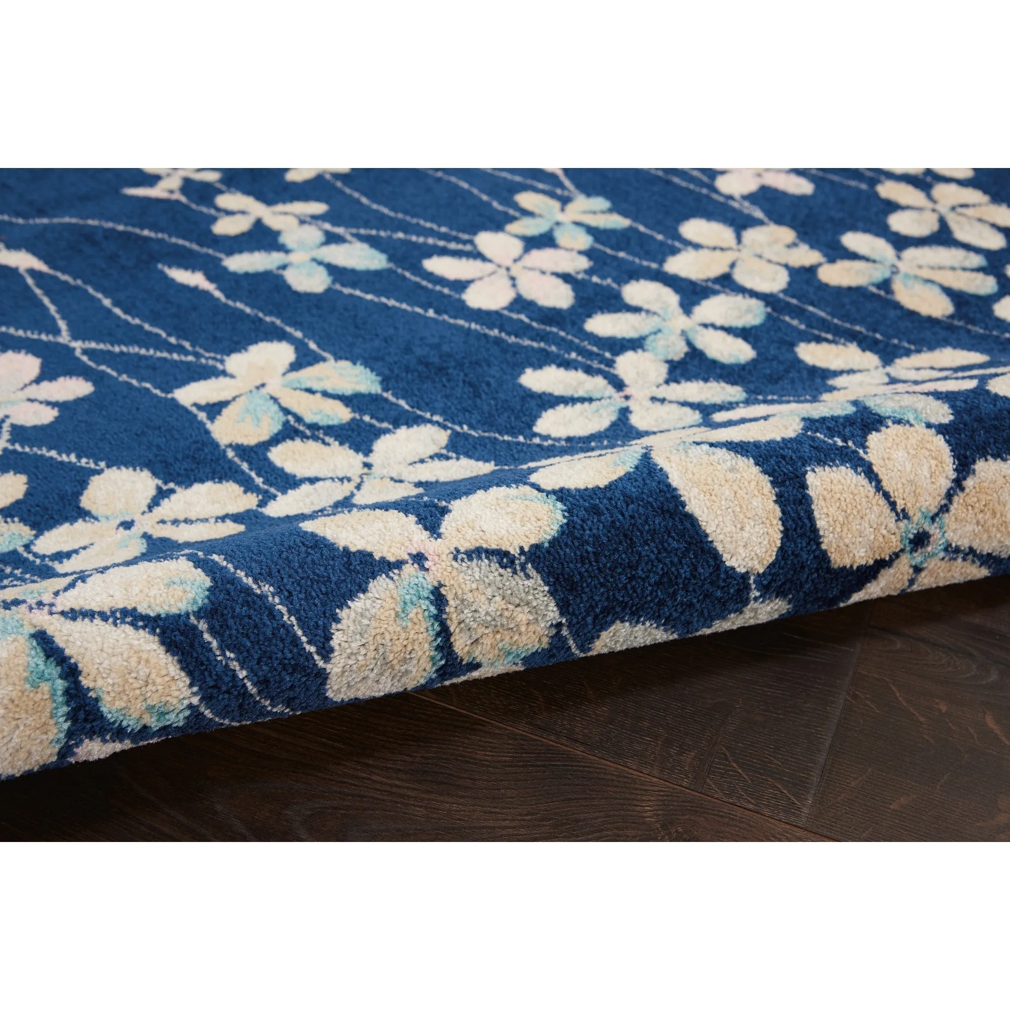 Carson Carrington Molle Floral Area Rug