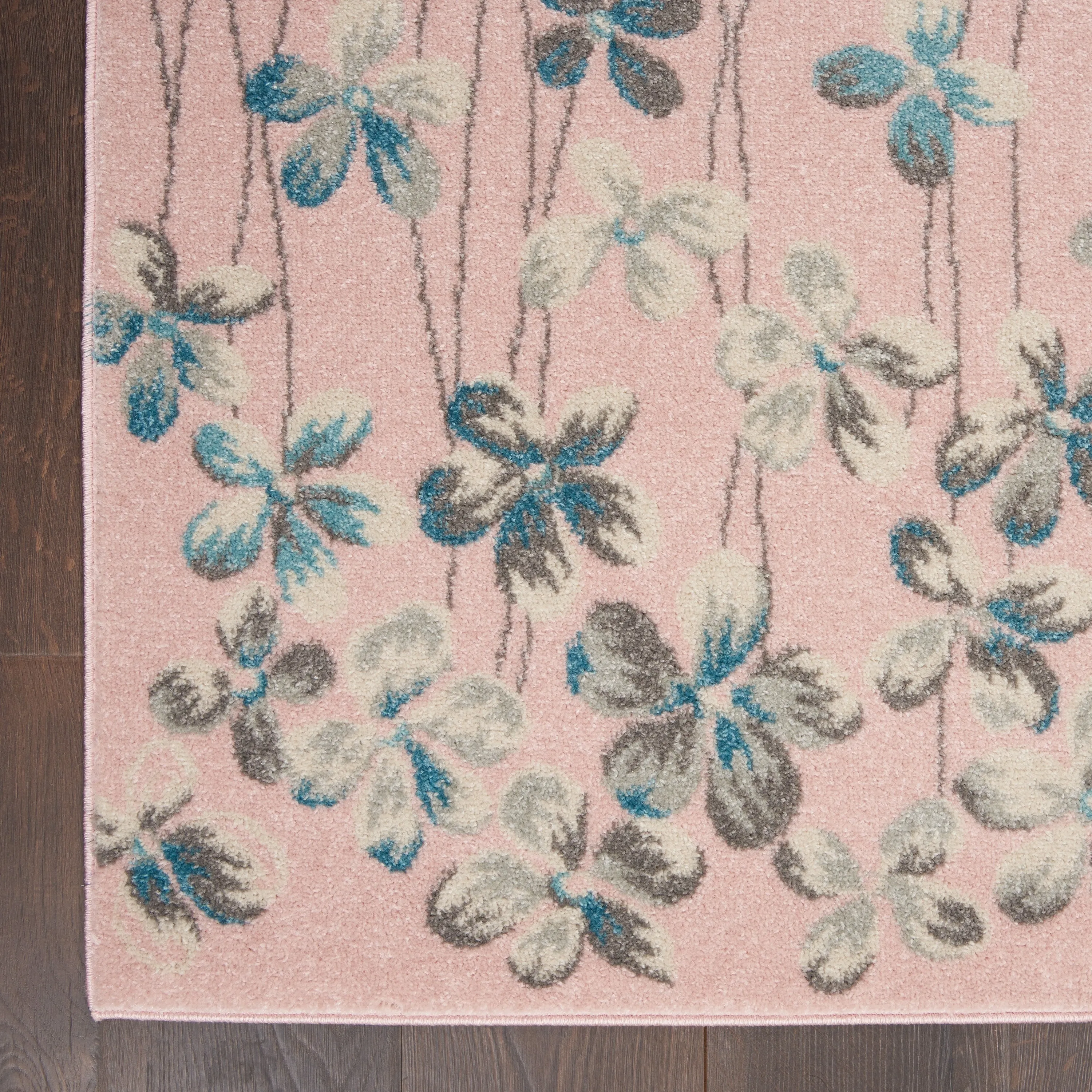 Carson Carrington Molle Floral Area Rug