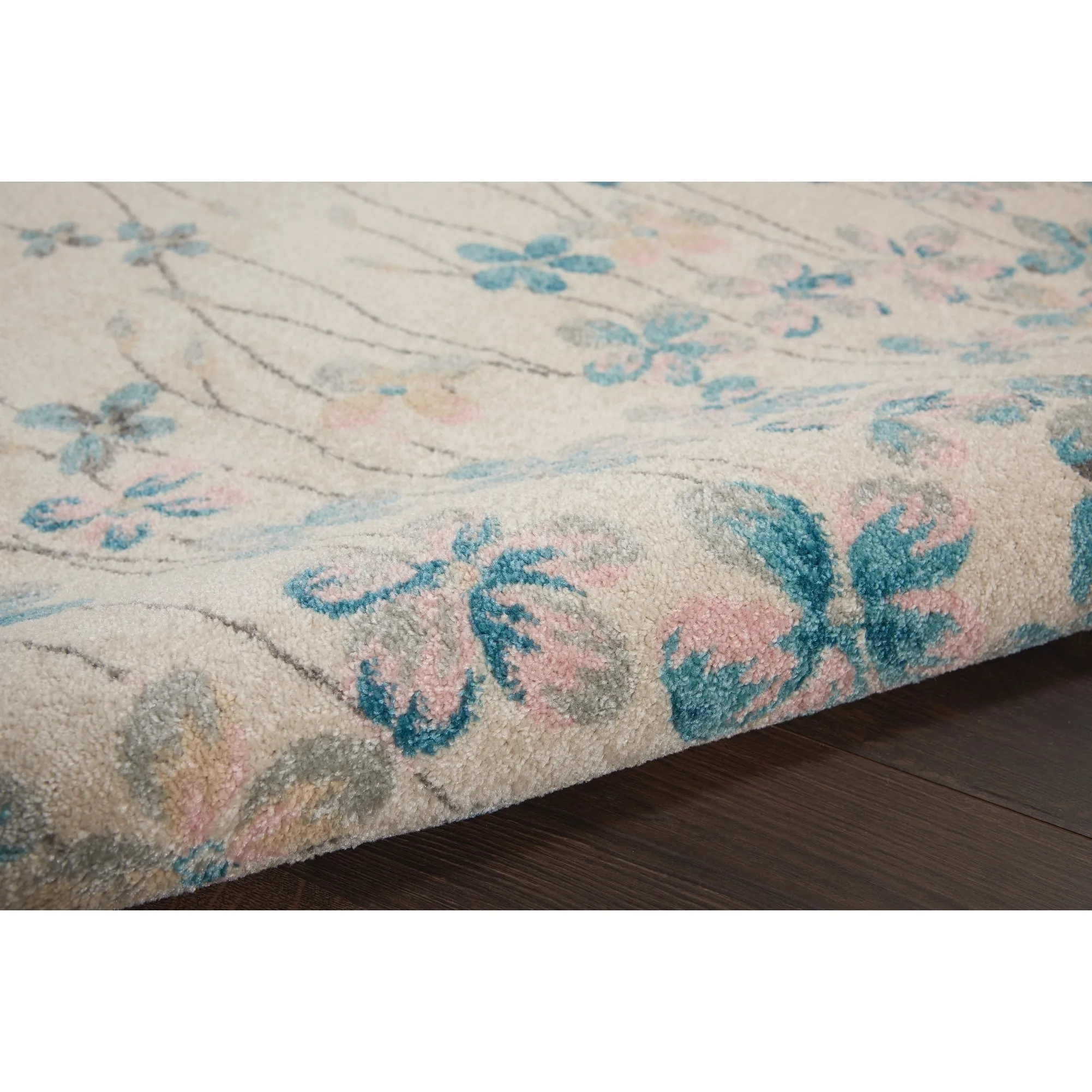 Carson Carrington Molle Floral Area Rug