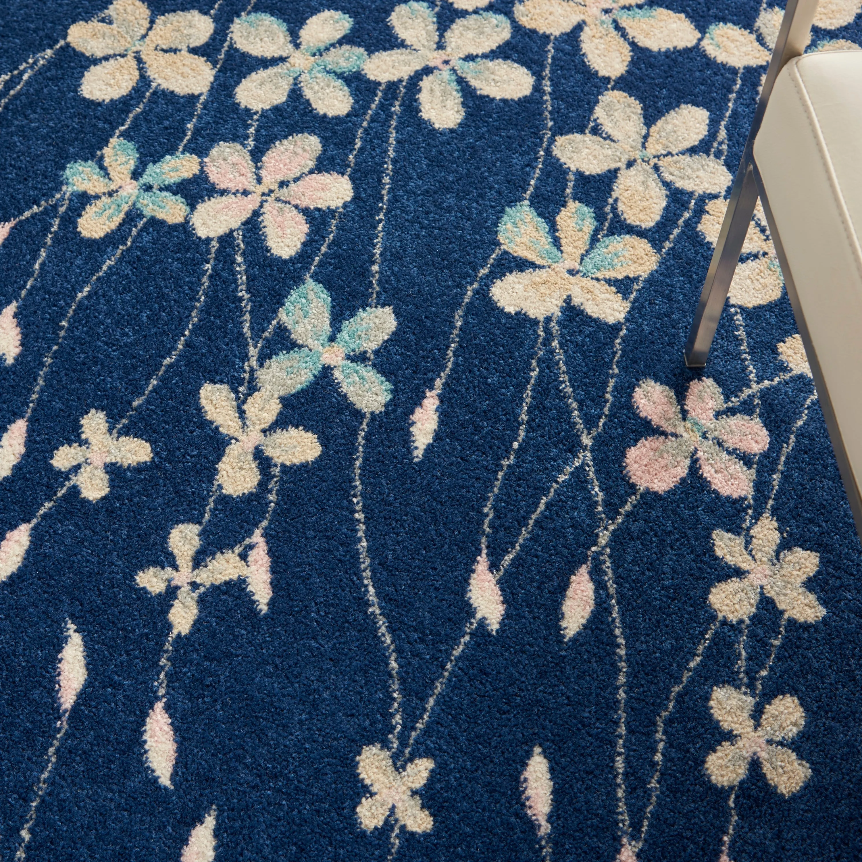 Carson Carrington Molle Floral Area Rug