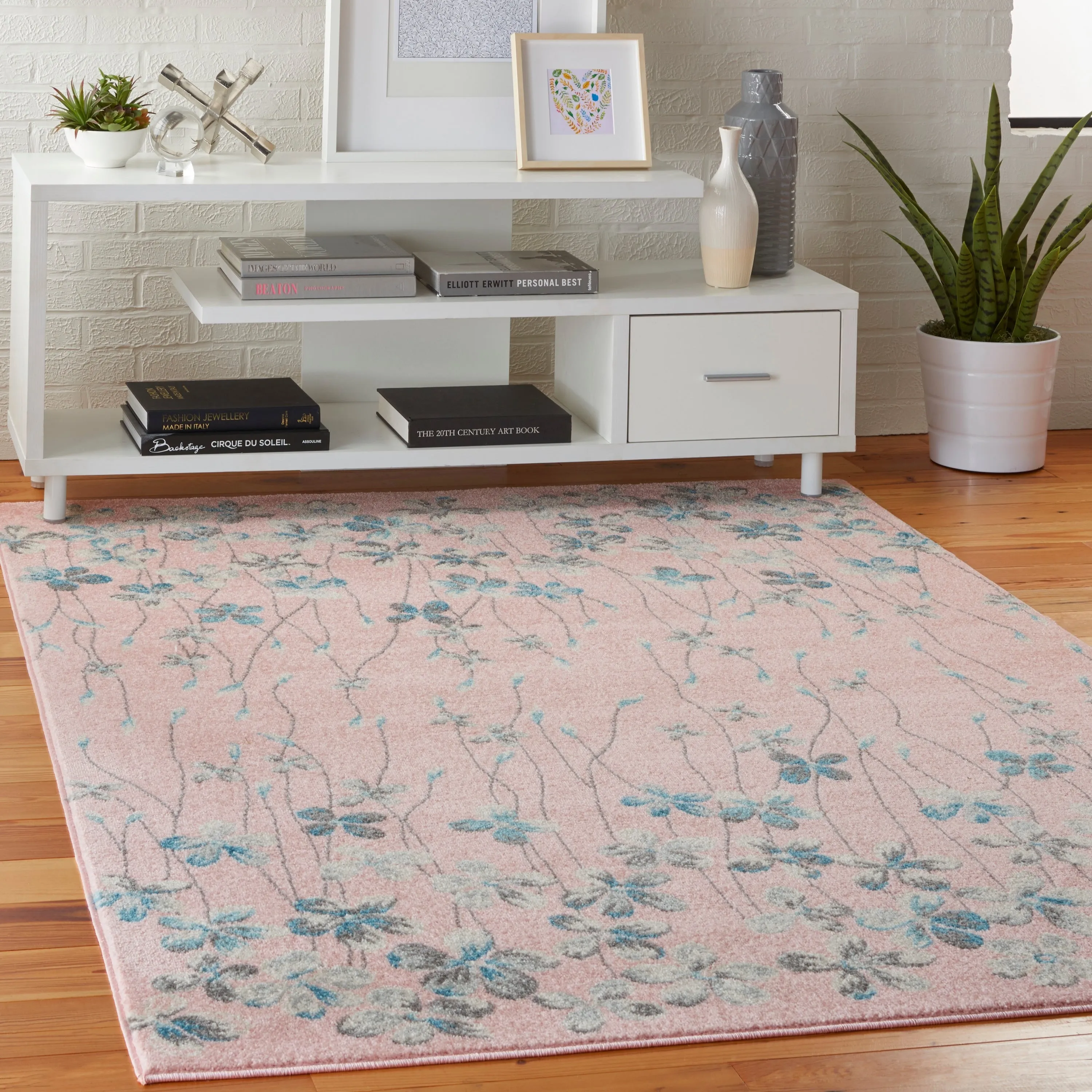 Carson Carrington Molle Floral Area Rug