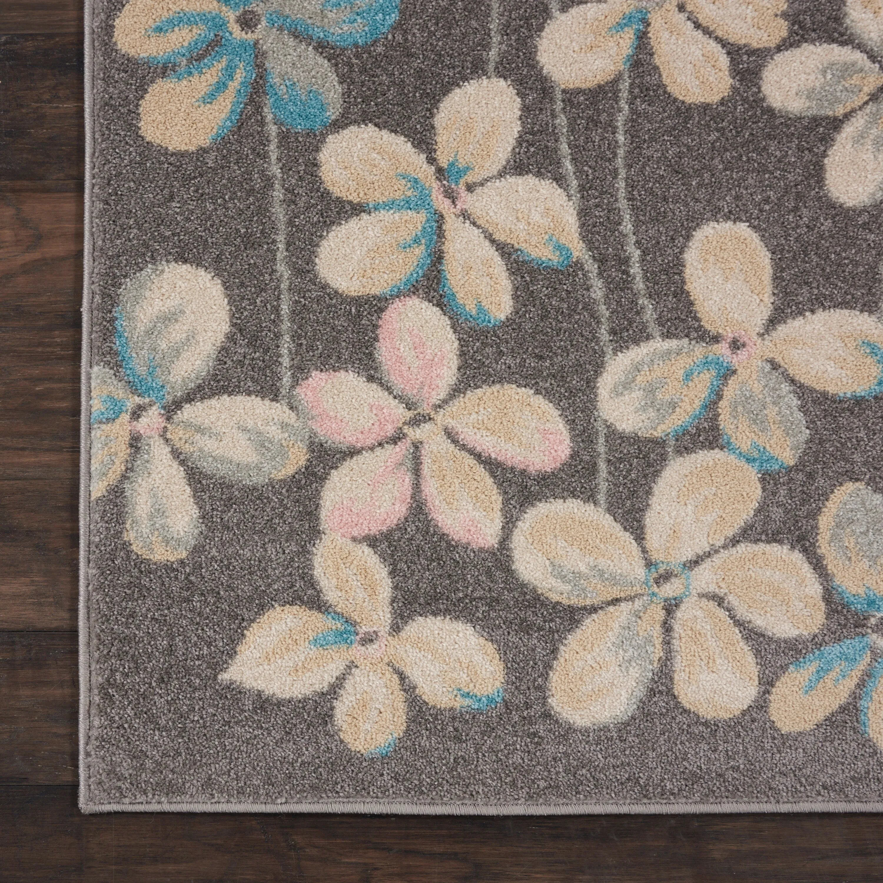 Carson Carrington Molle Floral Area Rug