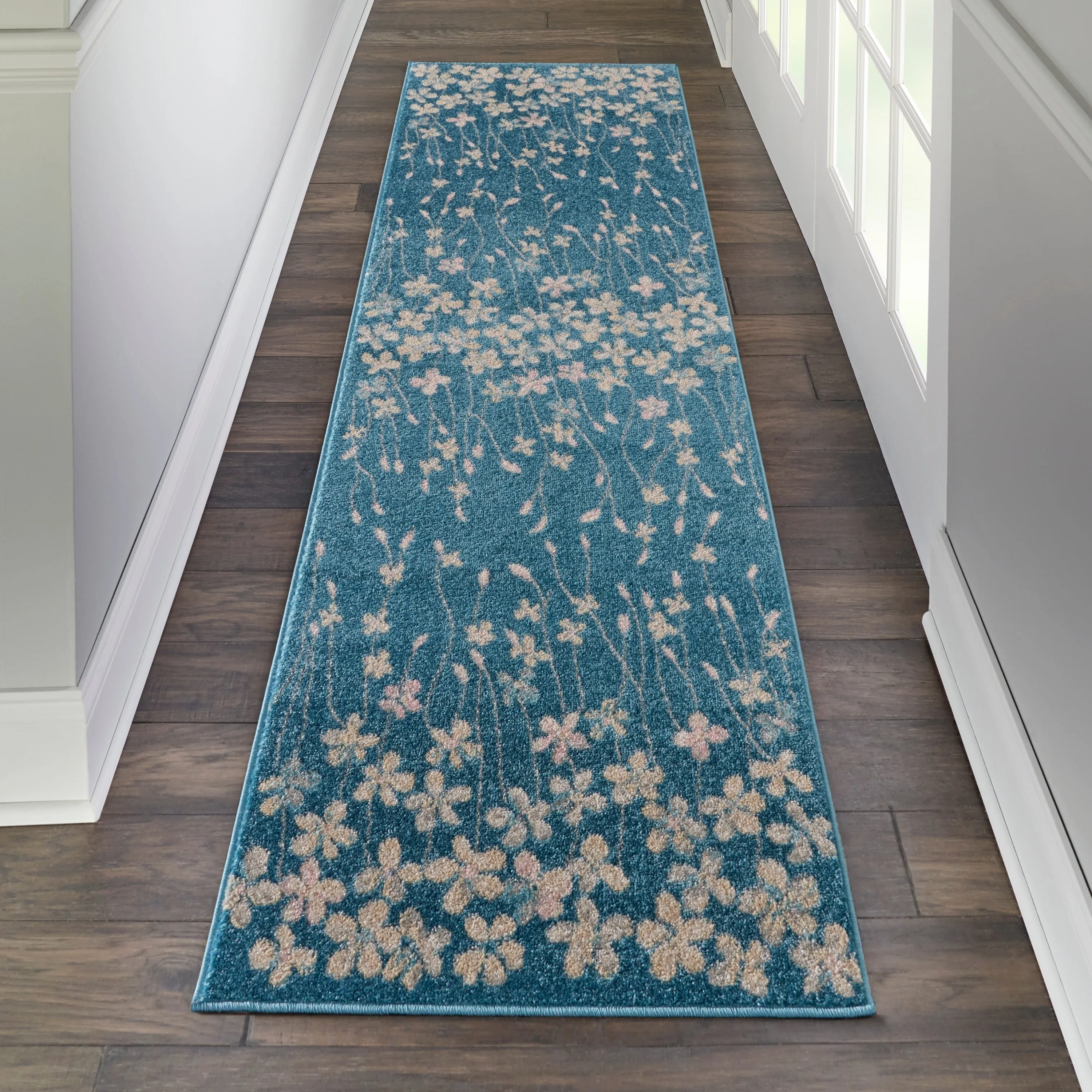 Carson Carrington Molle Floral Area Rug