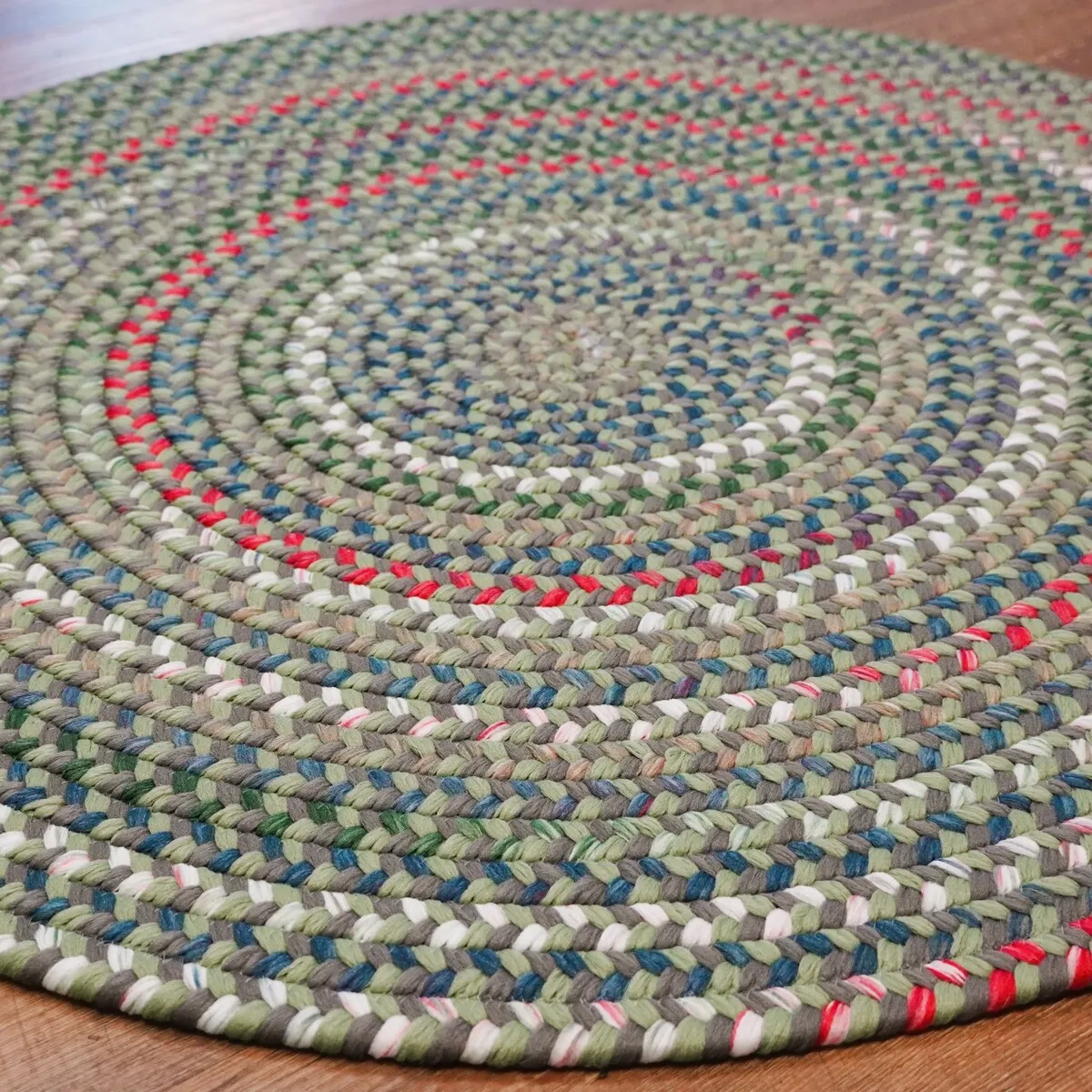 Colonial Mills Handcrafted Riverside Braid Round Area Rug