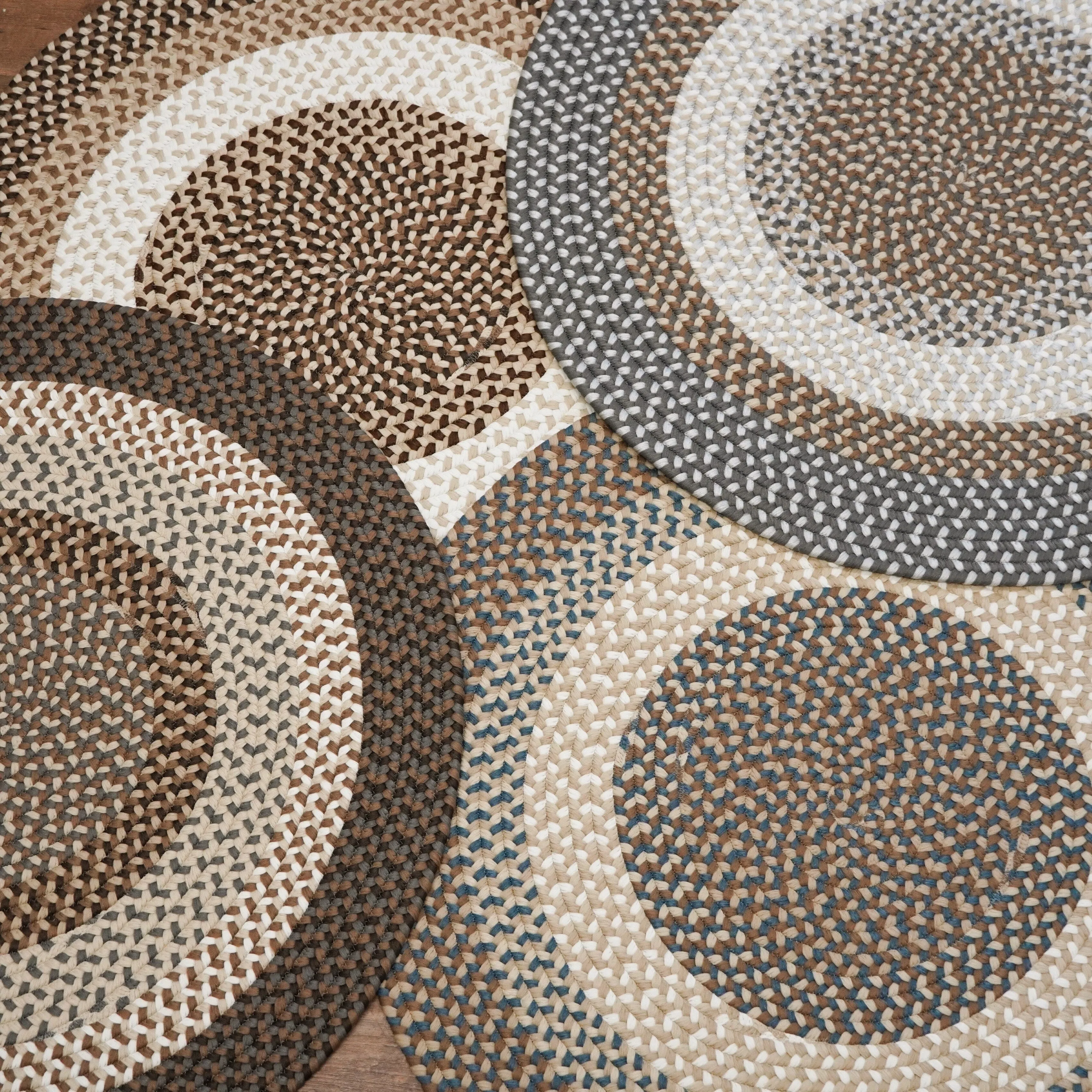 Colonial Mills Willow Creek Indoor/Outdoor Round Area Rug