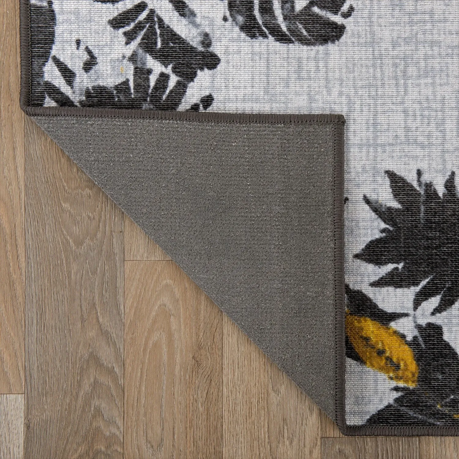 Contemporary Floral Border Indoor/Outdoor Area Rug