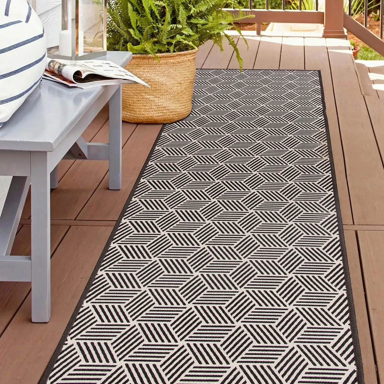 Contemporary Geometric Cubes Indoor/Outdoor Area Rug