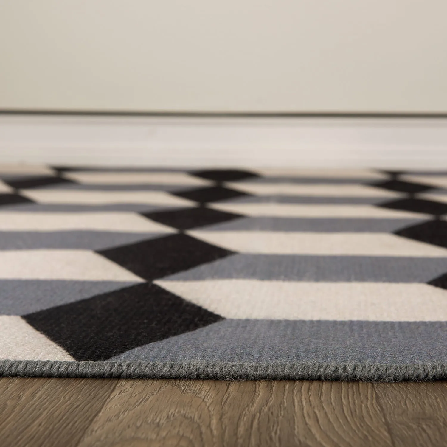 Contemporary Geometric Flatweave Indoor/Outdoor Area Rug