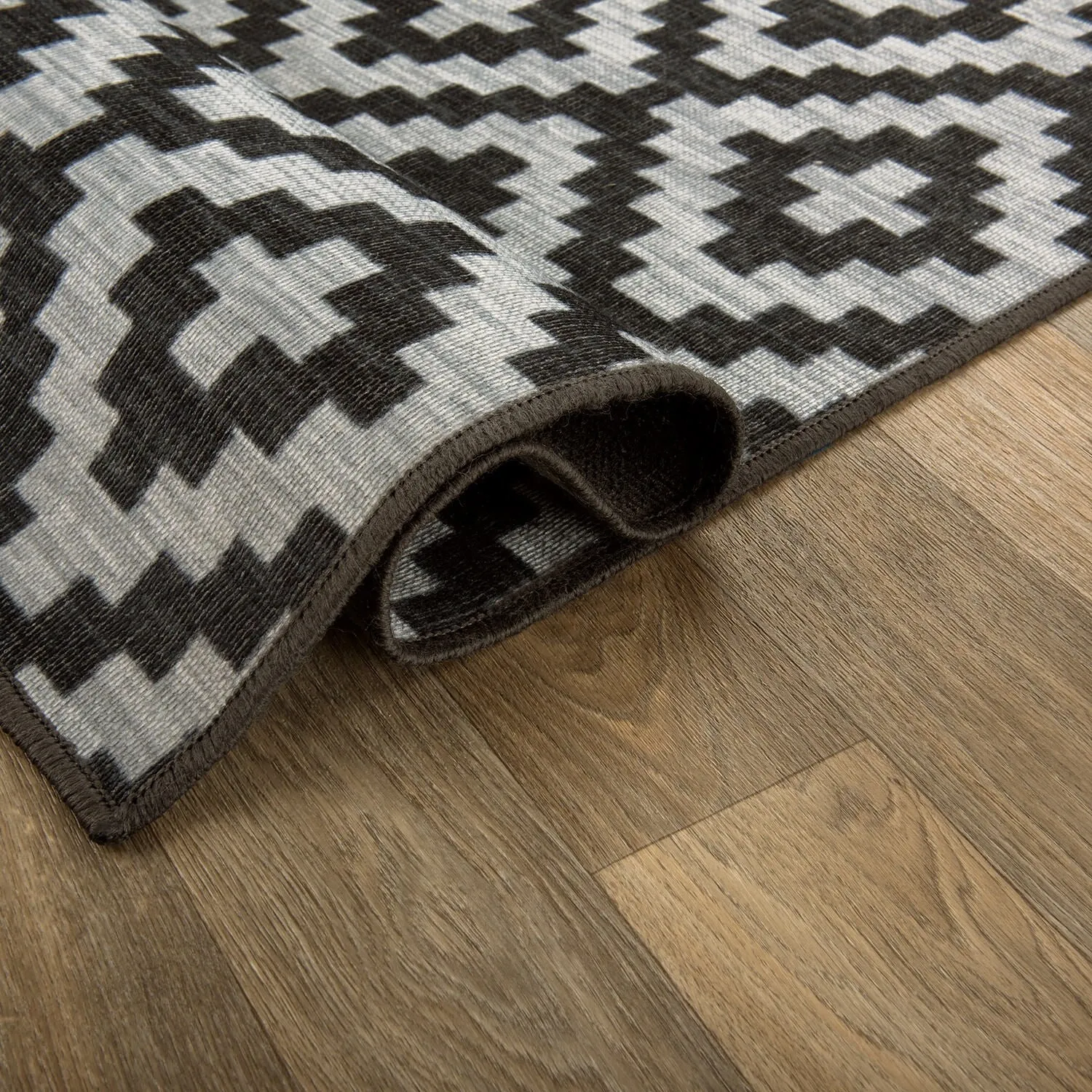 Contemporary Geometric Trellis Indoor/Outdoor Area Rug