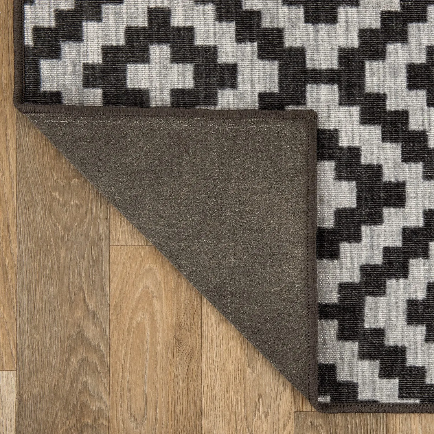 Contemporary Geometric Trellis Indoor/Outdoor Area Rug