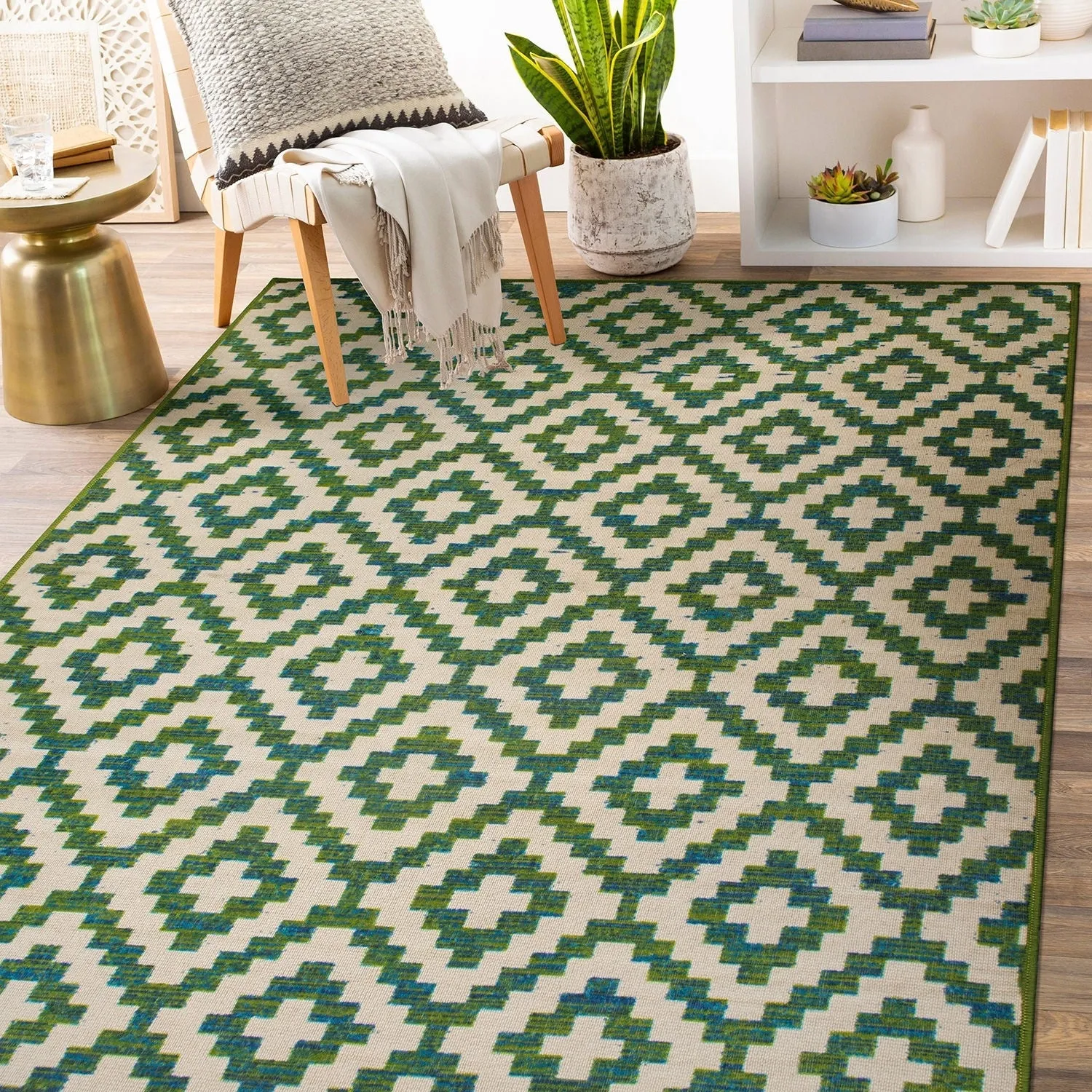 Contemporary Geometric Trellis Indoor/Outdoor Area Rug