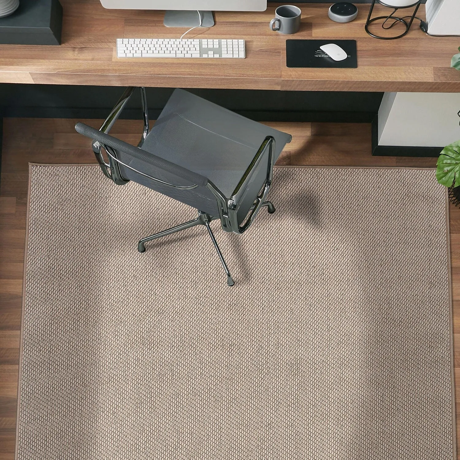 Contemporary Solid Indoor/Outdoor Area Rug