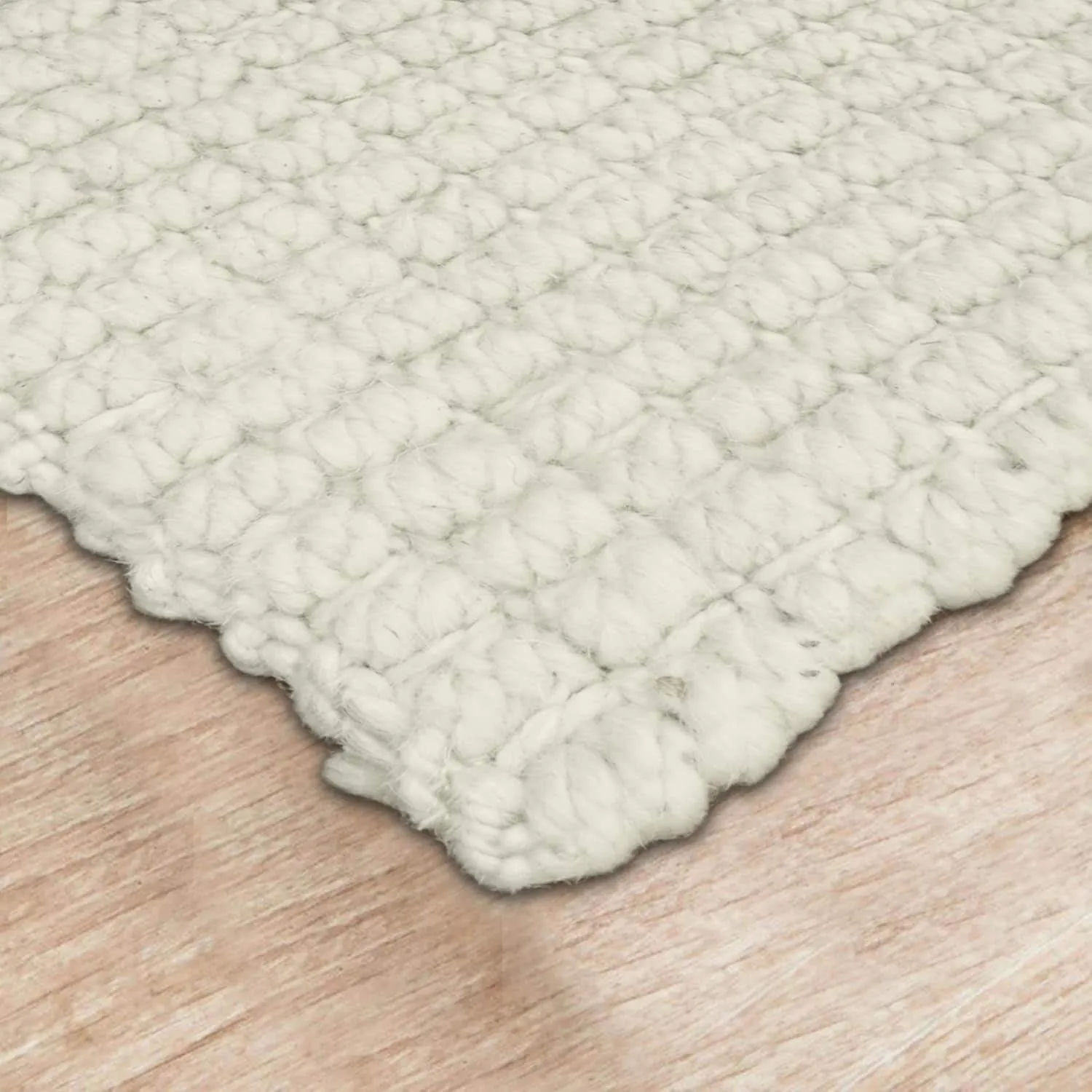 Delara Premium Handwoven Natural Fiber Area Rug. 60% Wool 40% Jute excellent choice in high-traffic areas such as Living rooms
