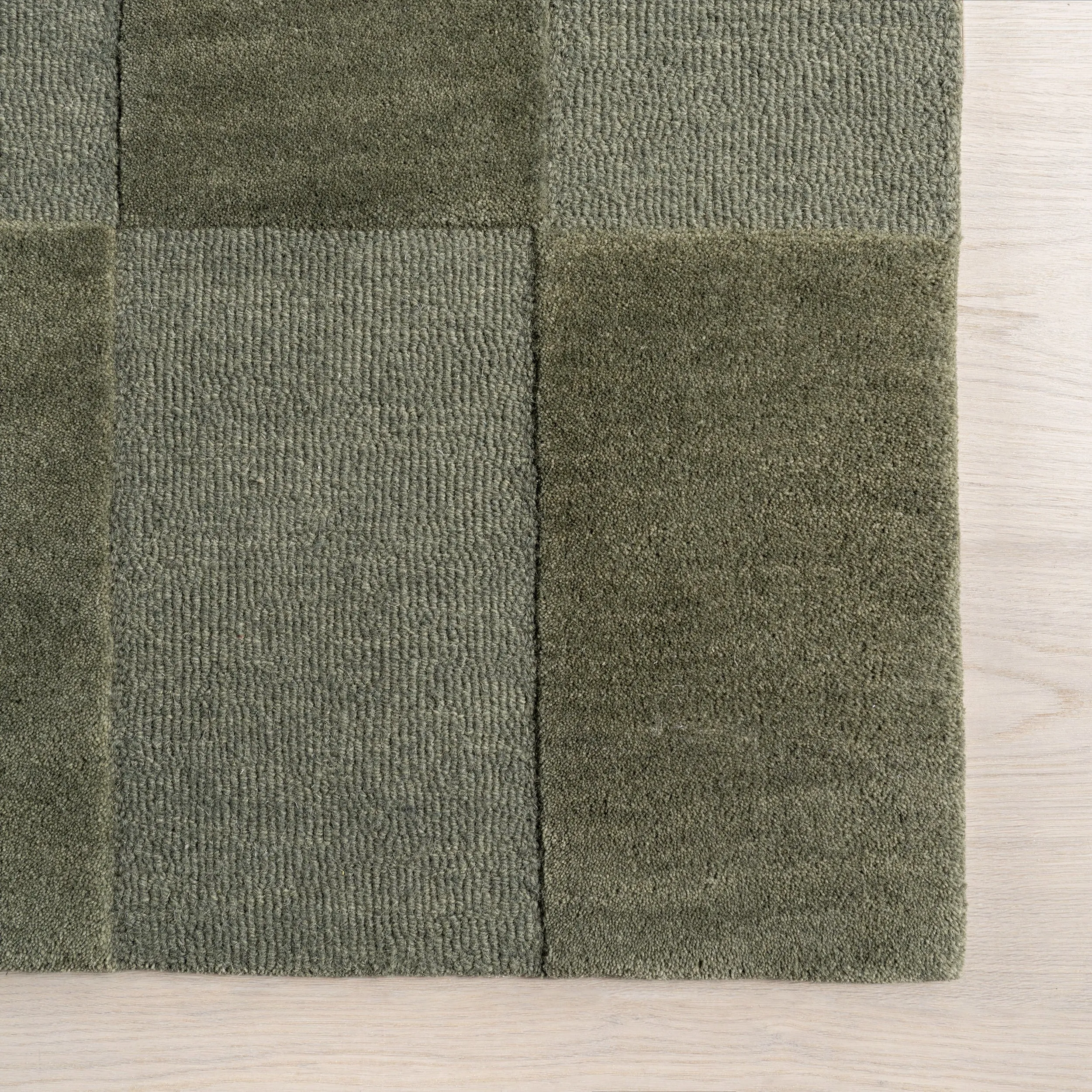 Elliot Wool Area Rug