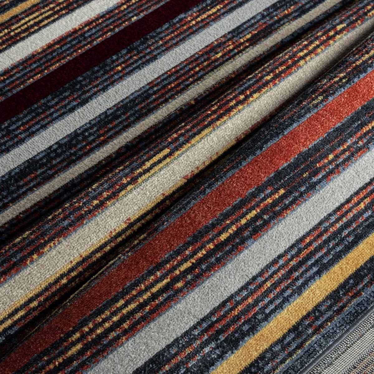 Everwash Treasure Striped Modern Machine Washable Area Rug