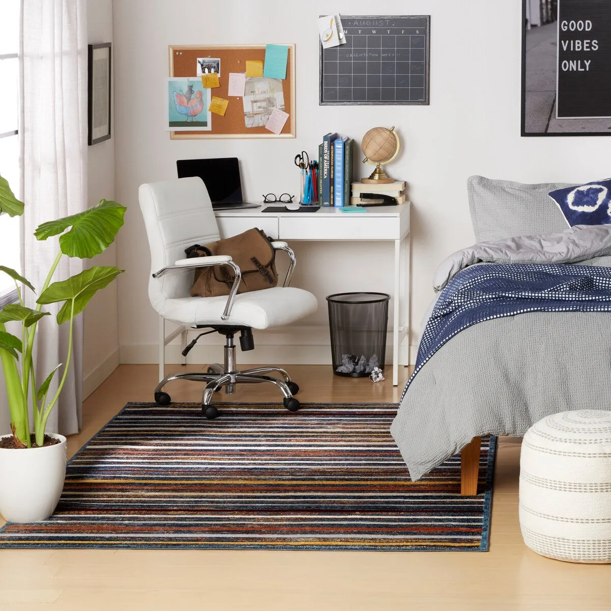 Everwash Treasure Striped Modern Machine Washable Area Rug