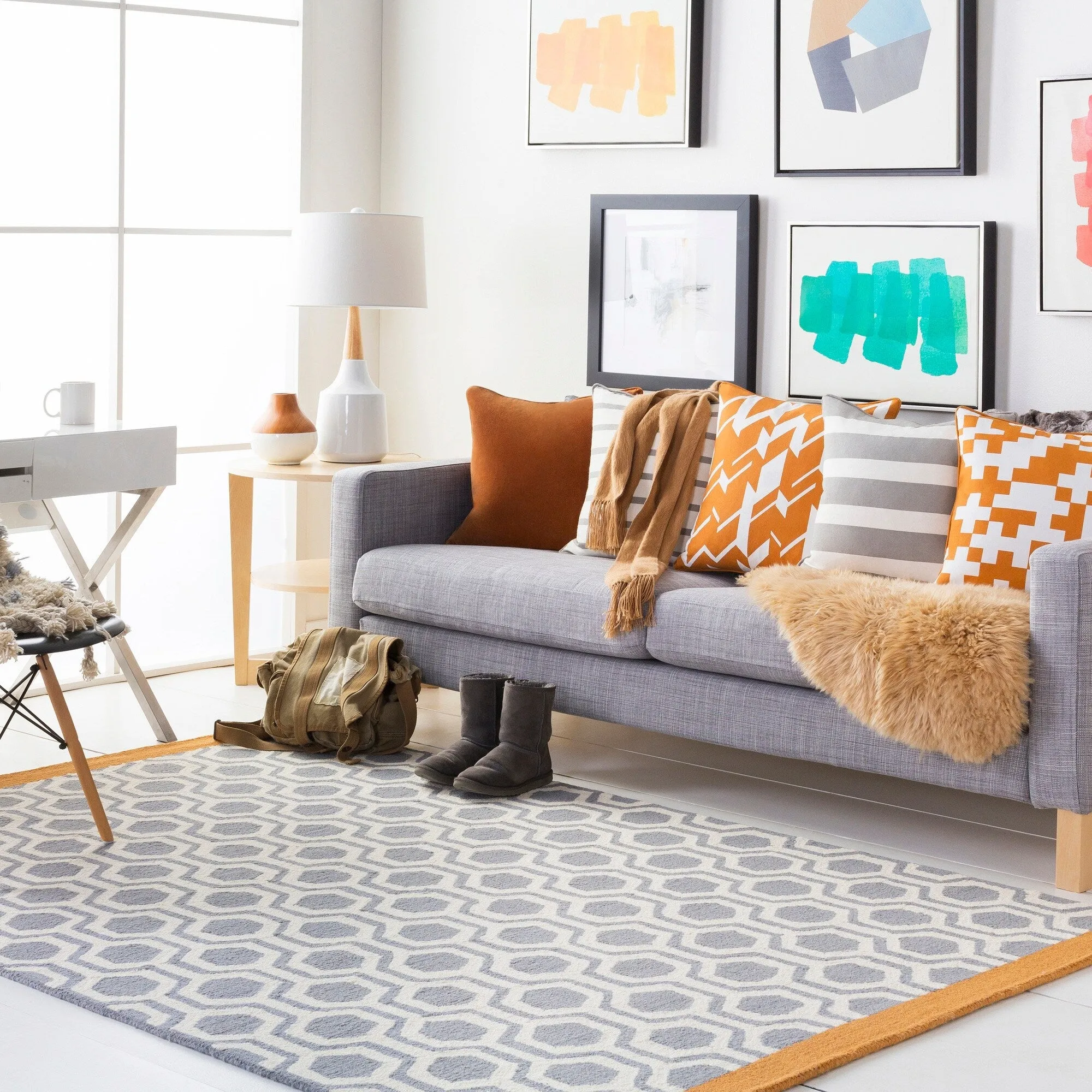 Hand-Tufted Path Wool Rug