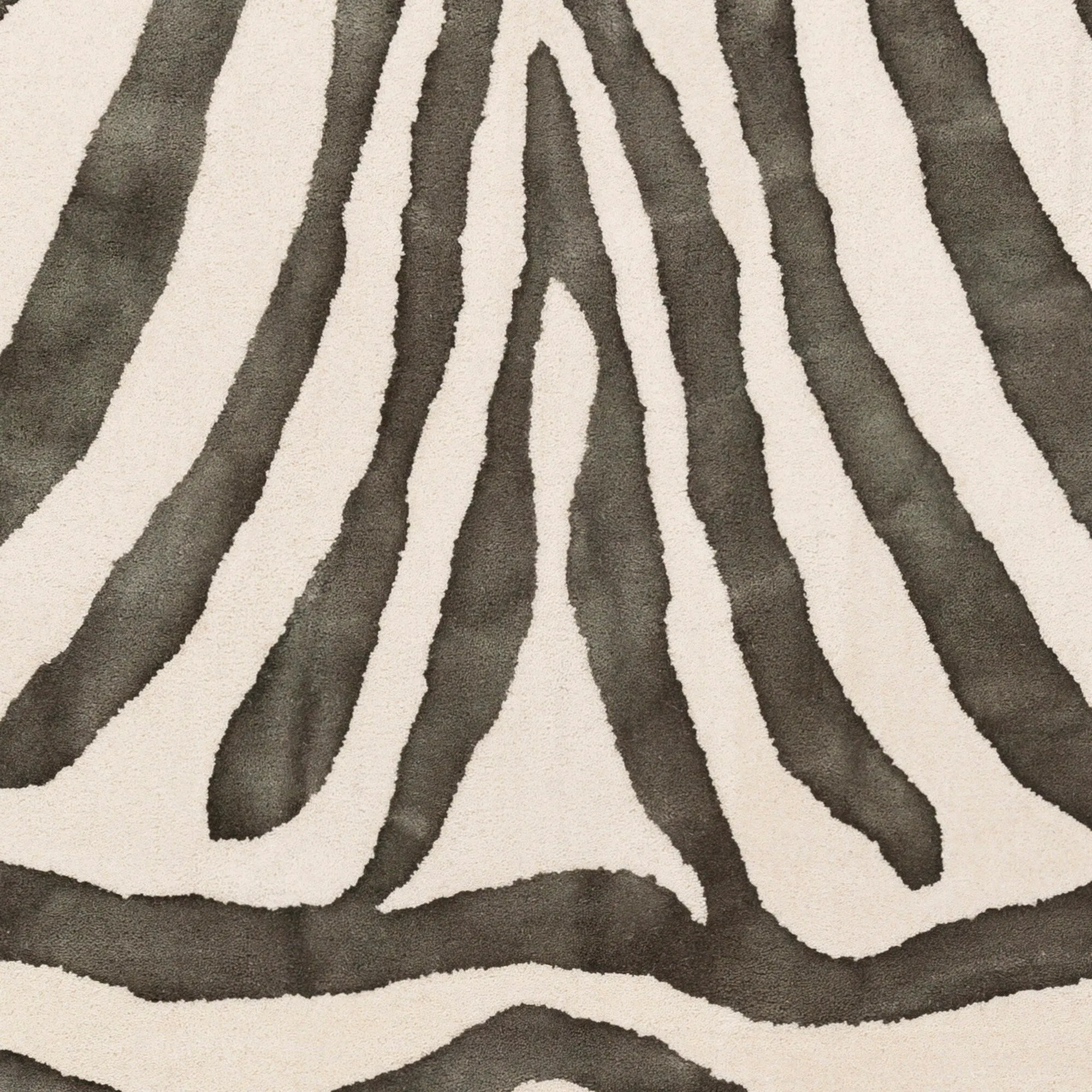 Hand-Tufted Villa Wool Rug