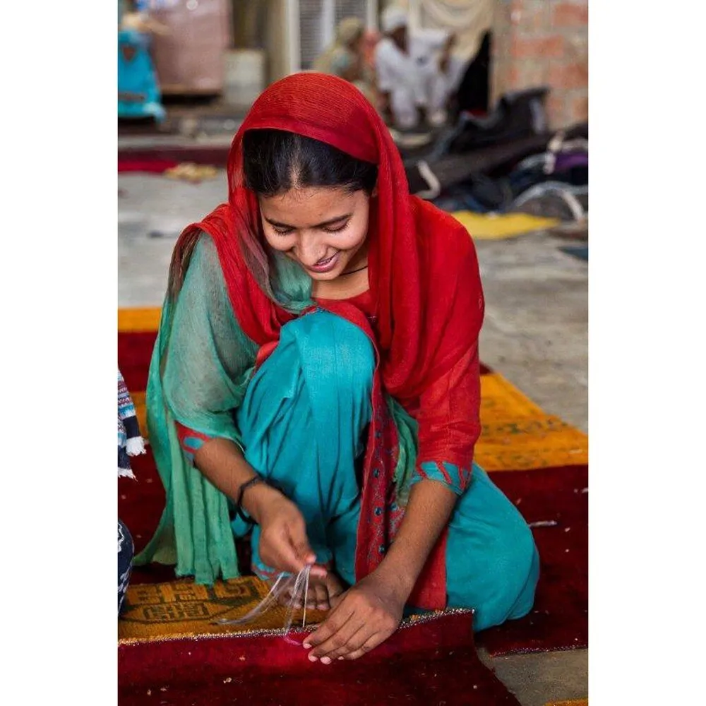 Handmade Indian Newport Rug (India)