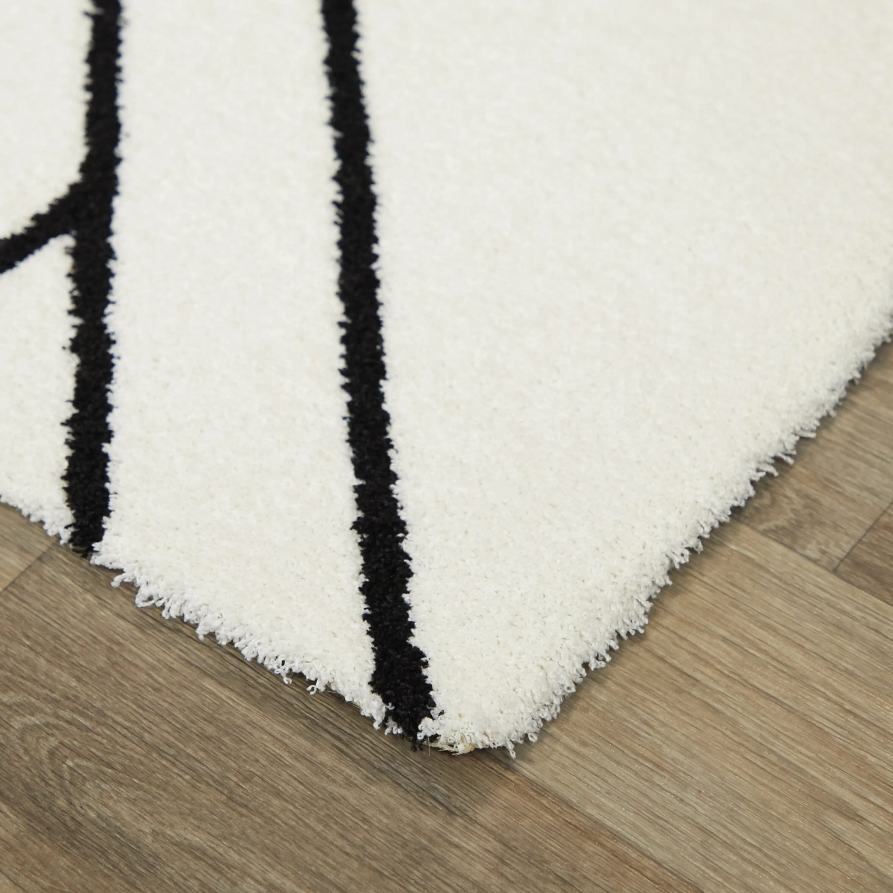 Henri Contemporary Geometric Area Rug