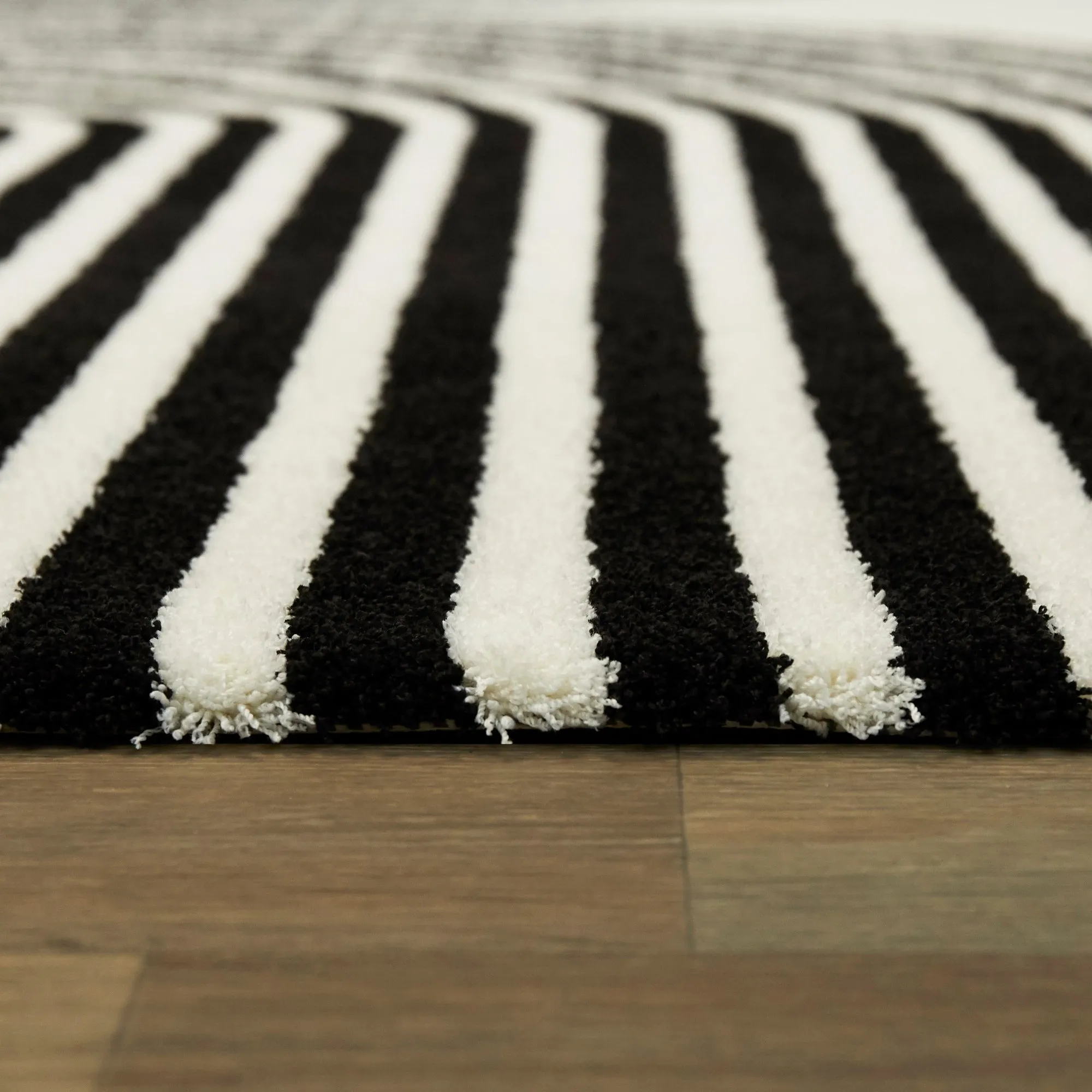 Honnecourt Contemporary Arches Area Rug