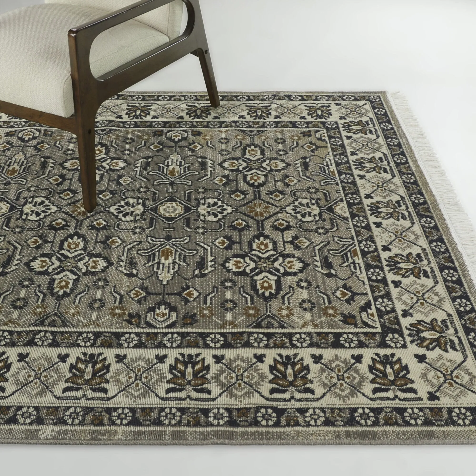 Honore Traditional Bordered Recycled Area Rug