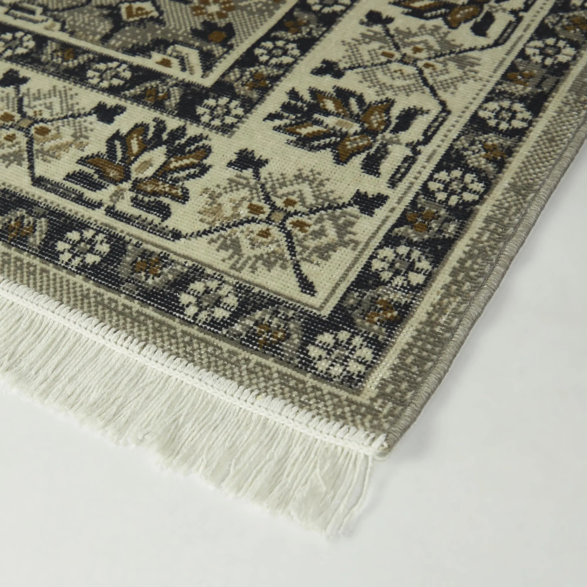 Honore Traditional Bordered Recycled Area Rug