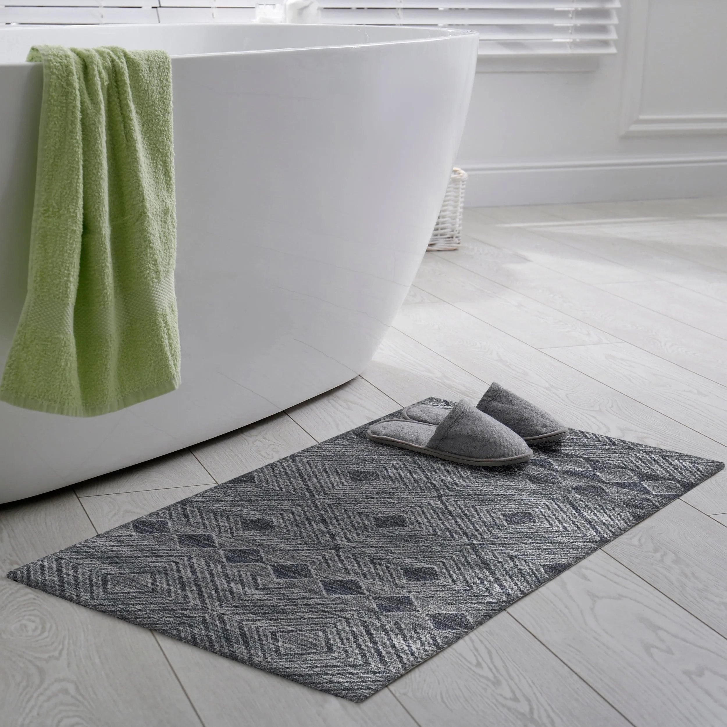 Indoor/ Outdoor Addison Yuma Geometric Southwest Washable Rug