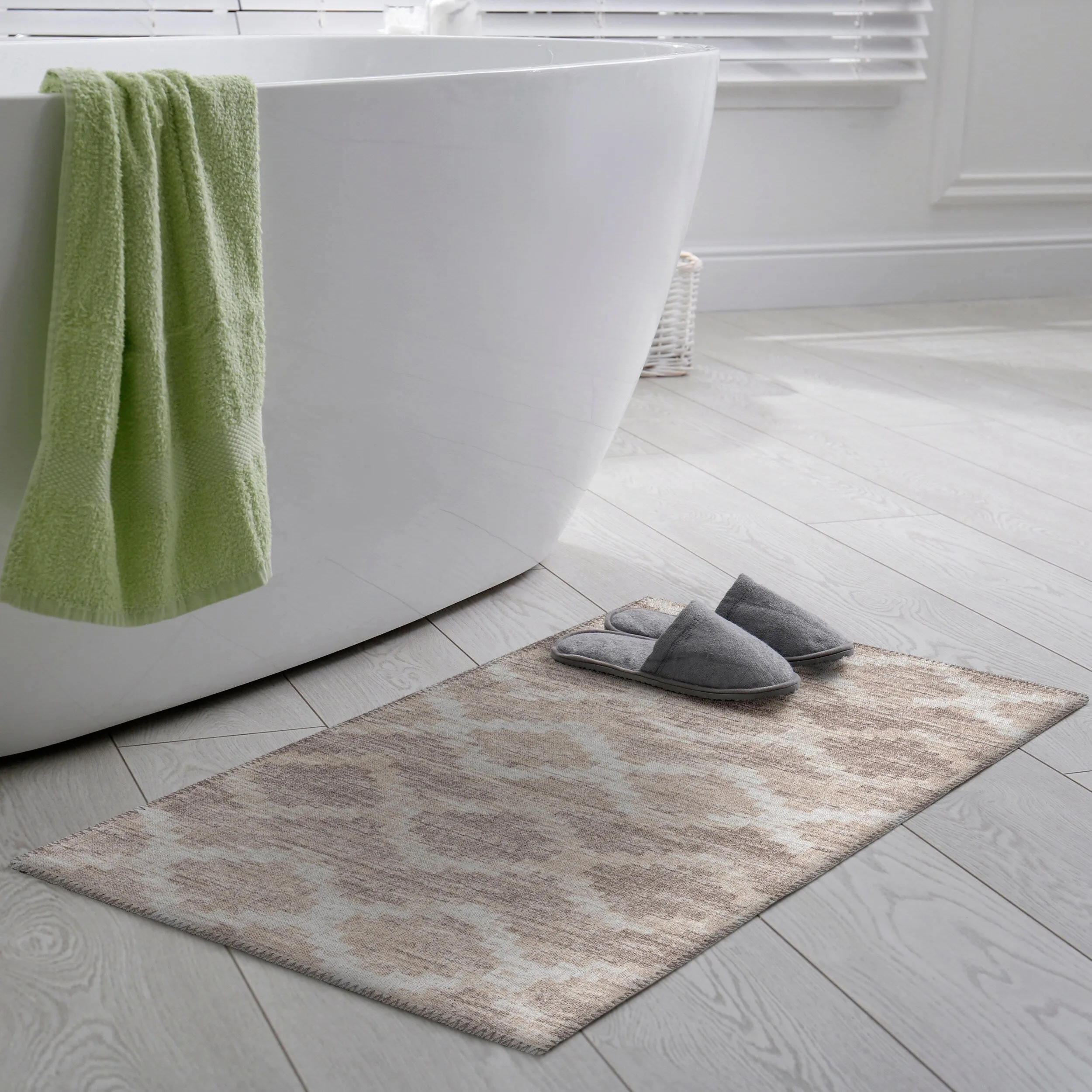 Indoor/ Outdoor Addison Yuma Southwest Chevron Washable Area Rug