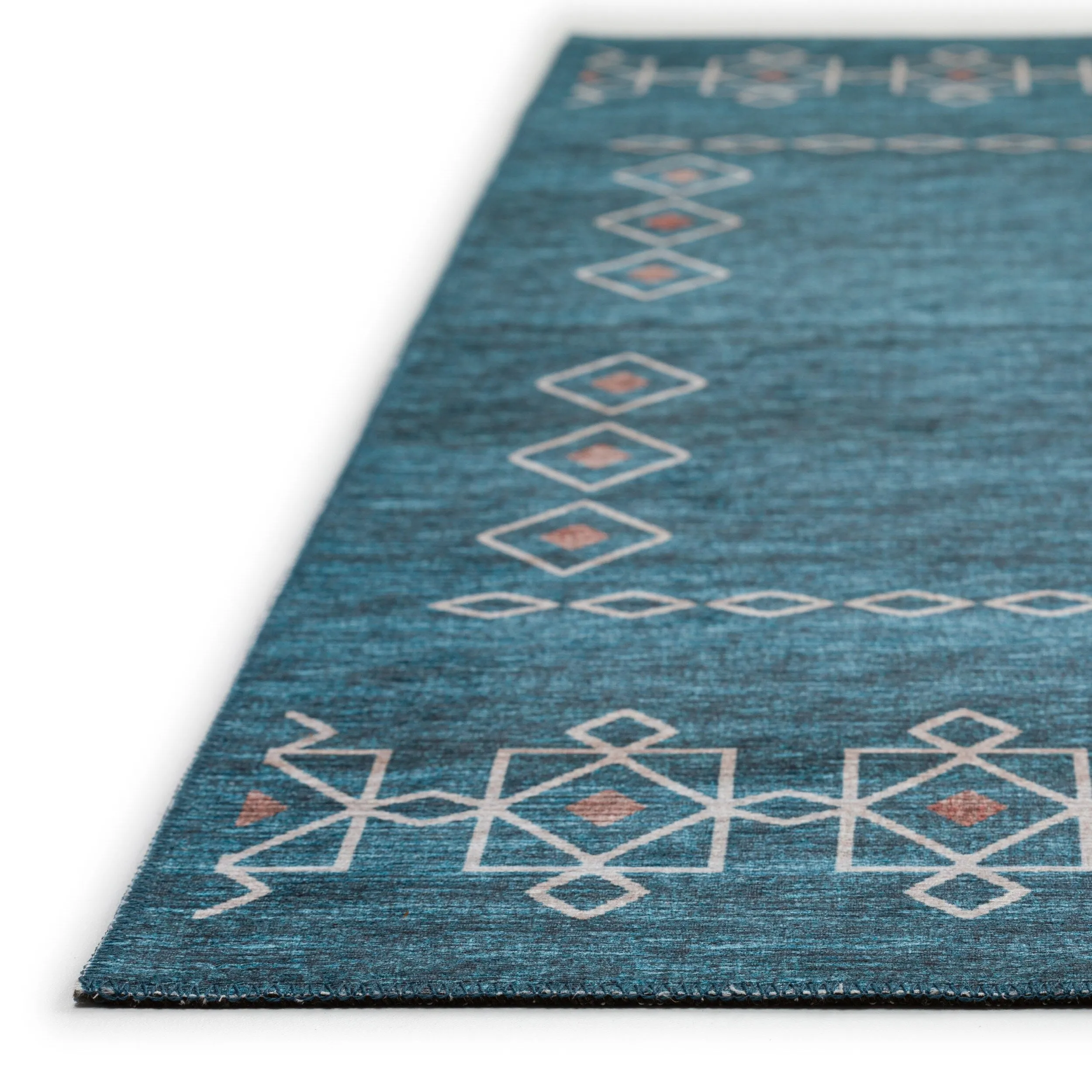 Indoor/ Outdoor Addison Yuma Southwest Motif Washable Area Rug