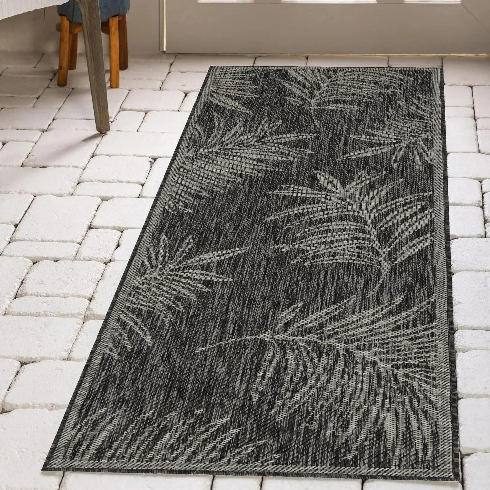 Indoor/Outdoor Area Rug/ Runner/ Doormat -Machine Washable. Weather and UV Resistant-Waterproof-Liana