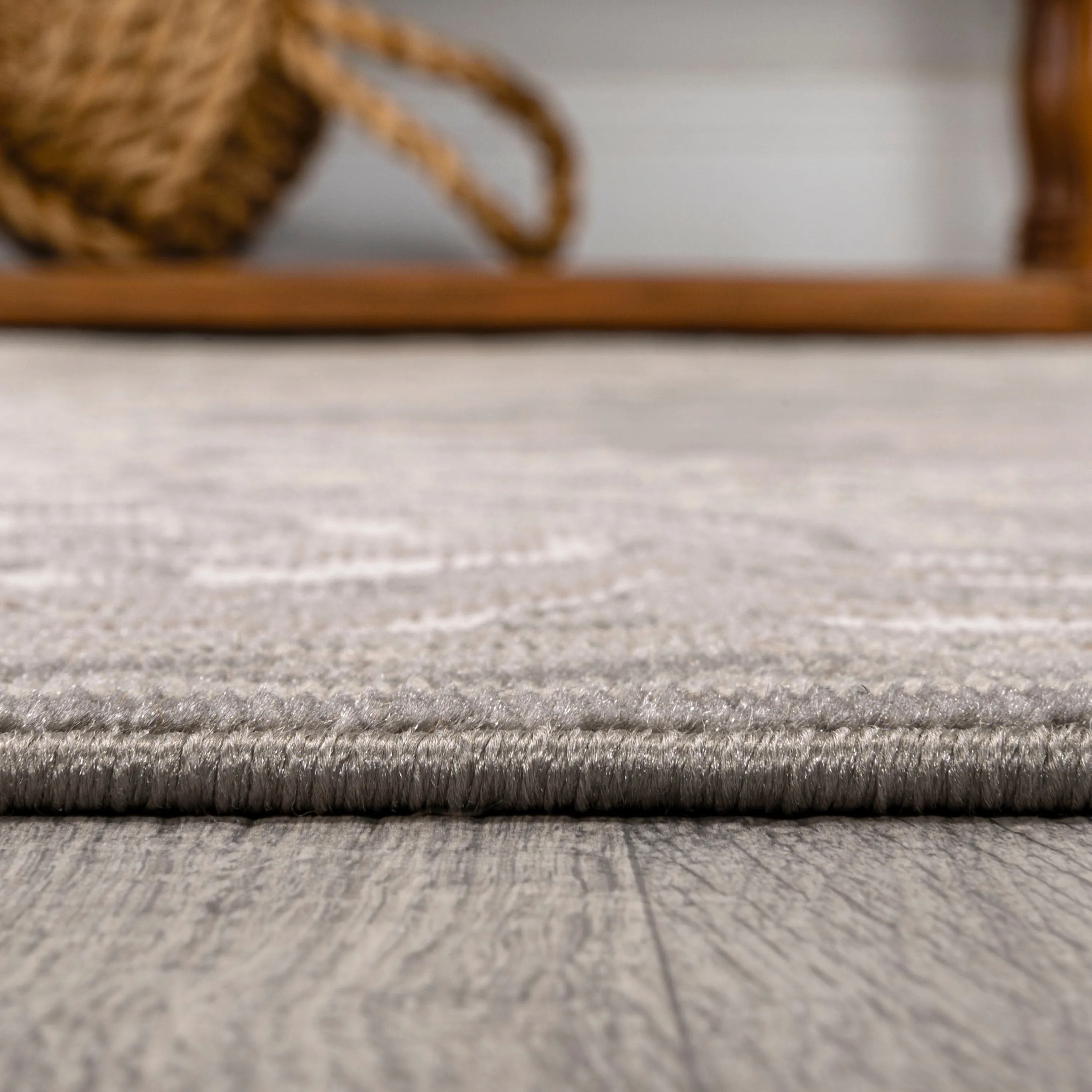 JONATHAN Y Amir Cottage Medallion Area Rug