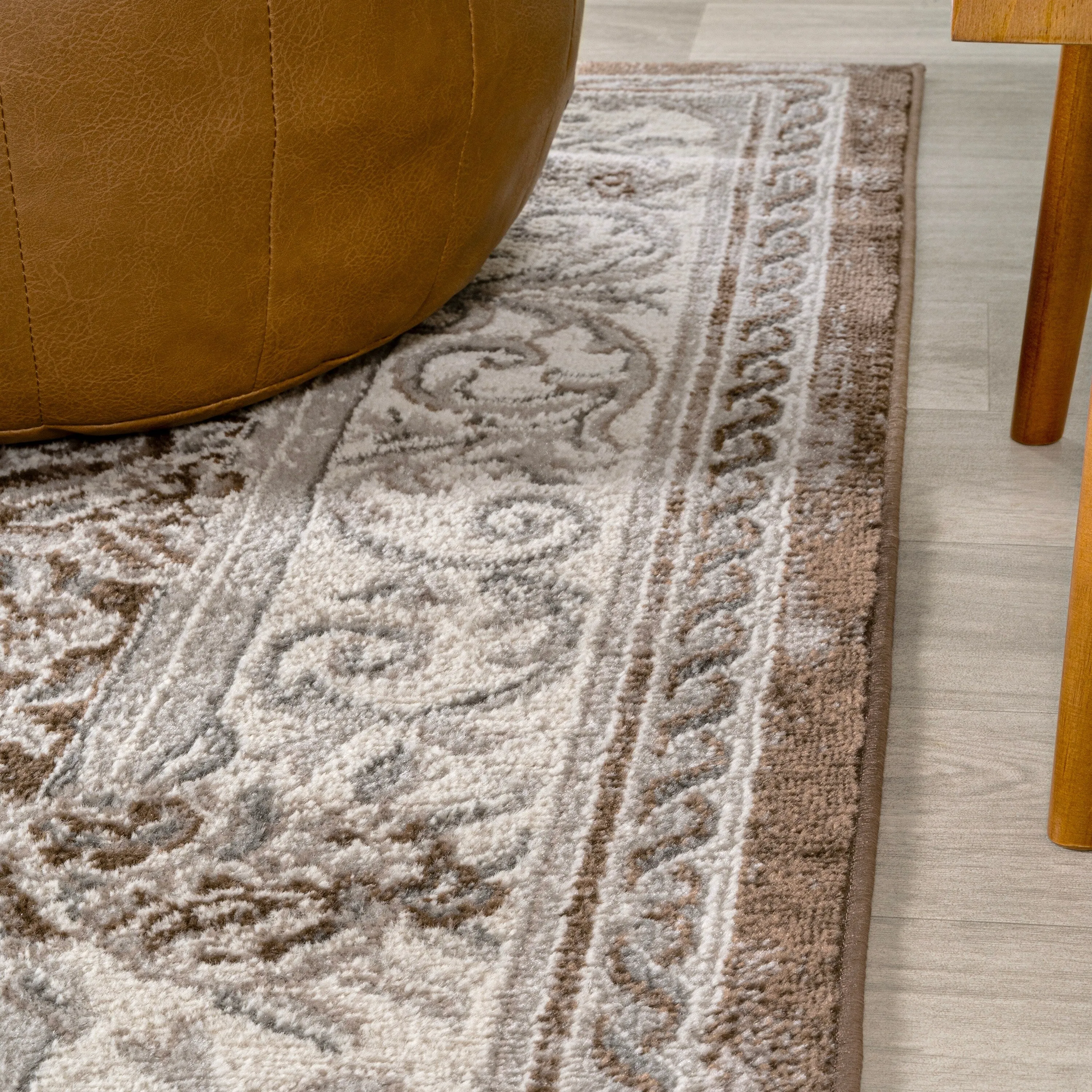 JONATHAN Y Amir Cottage Medallion Area Rug