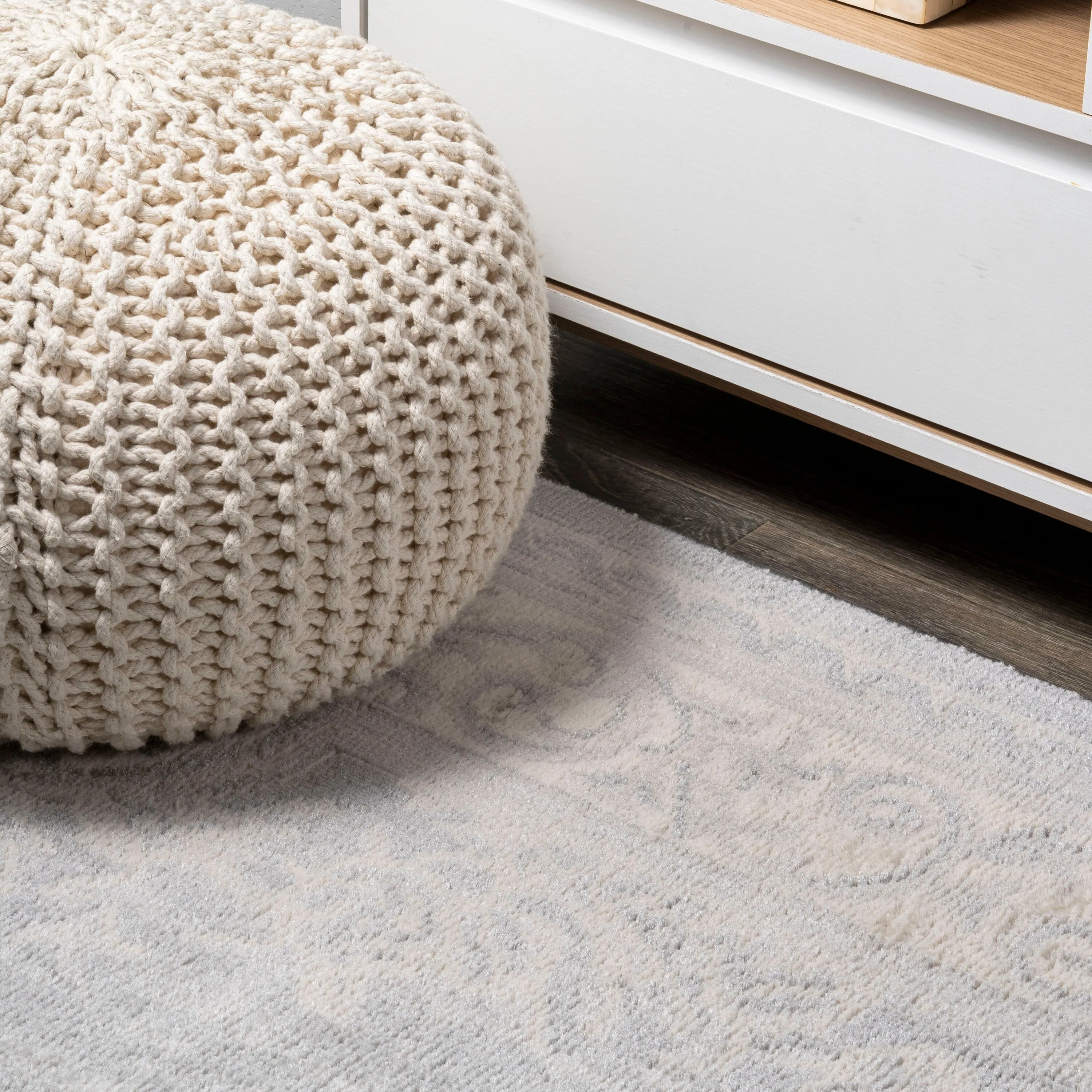 JONATHAN Y Amir Cottage Medallion Area Rug