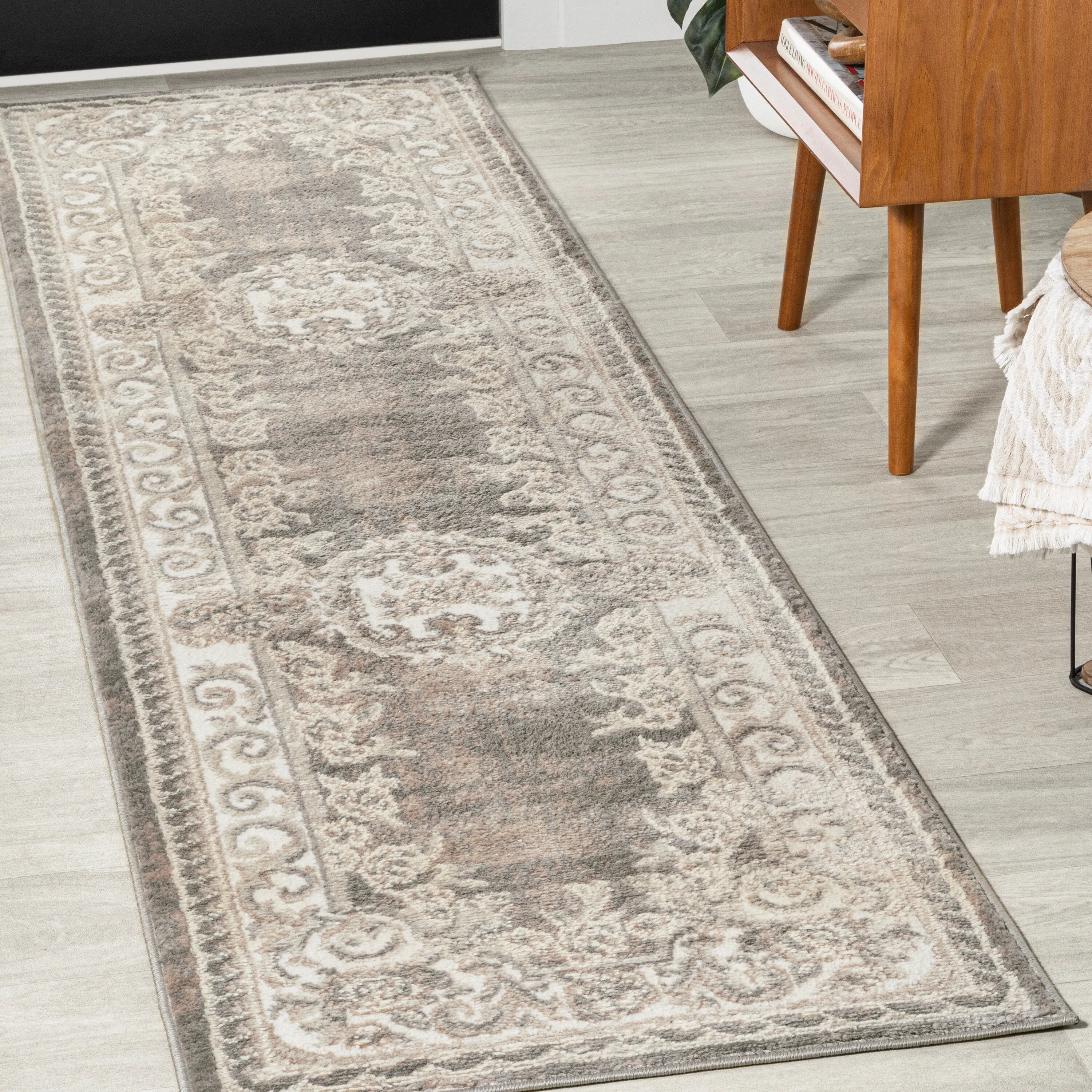 JONATHAN Y Amir Cottage Medallion Area Rug