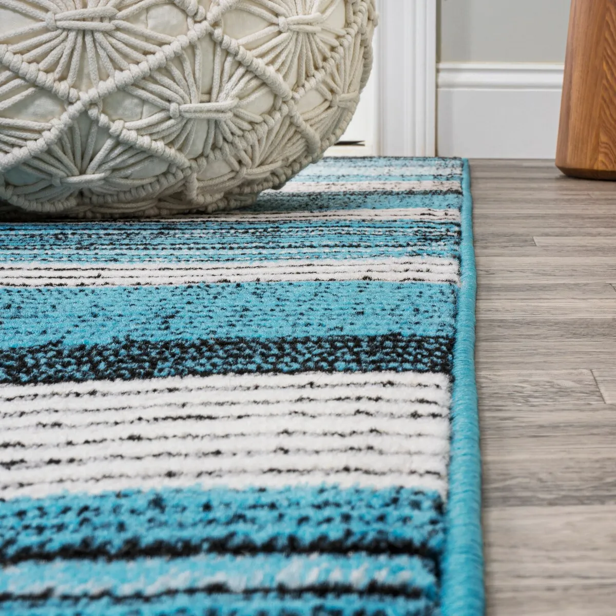 JONATHAN Y Austin Modern Botanical Wildflower Area Rug