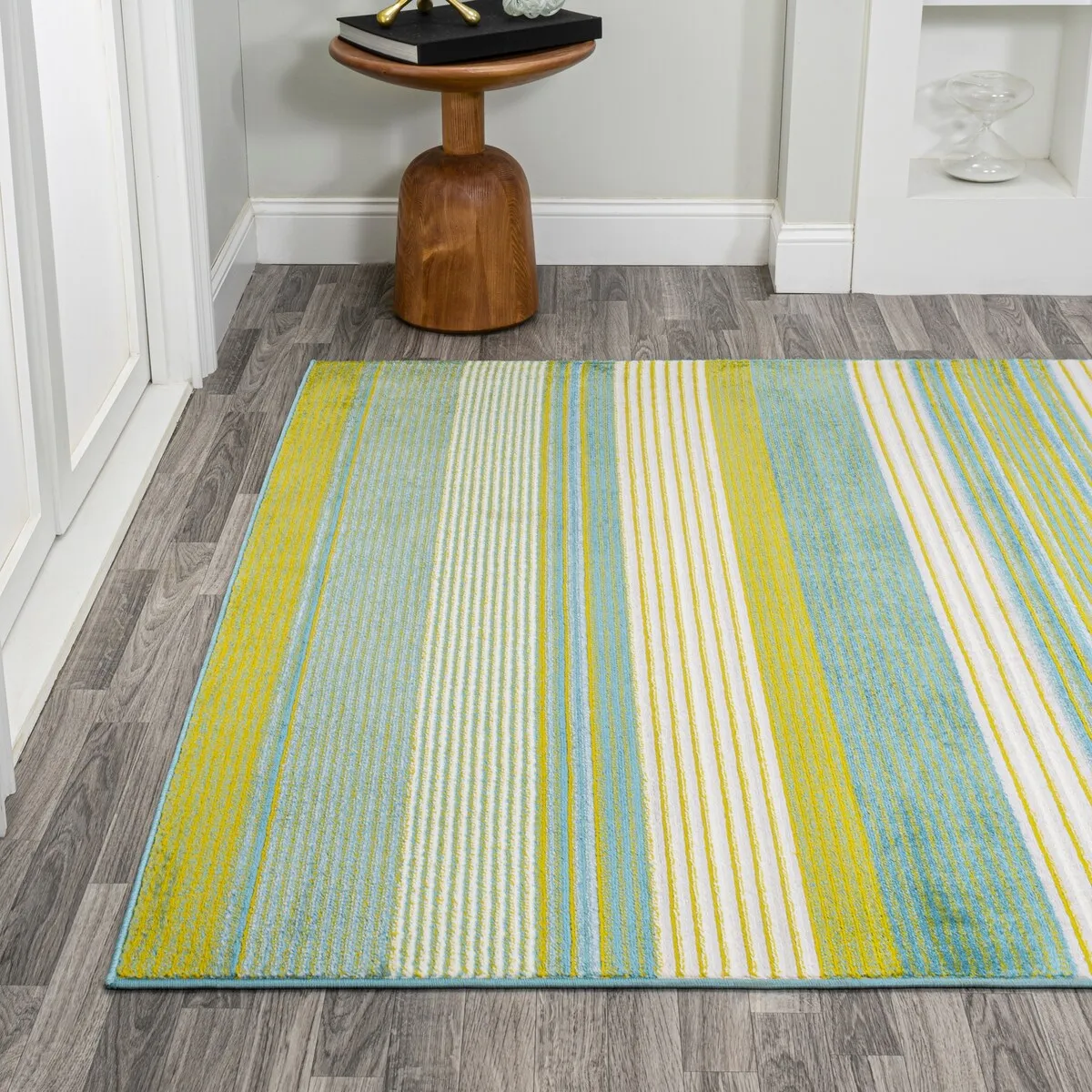 JONATHAN Y Austin Modern Botanical Wildflower Area Rug