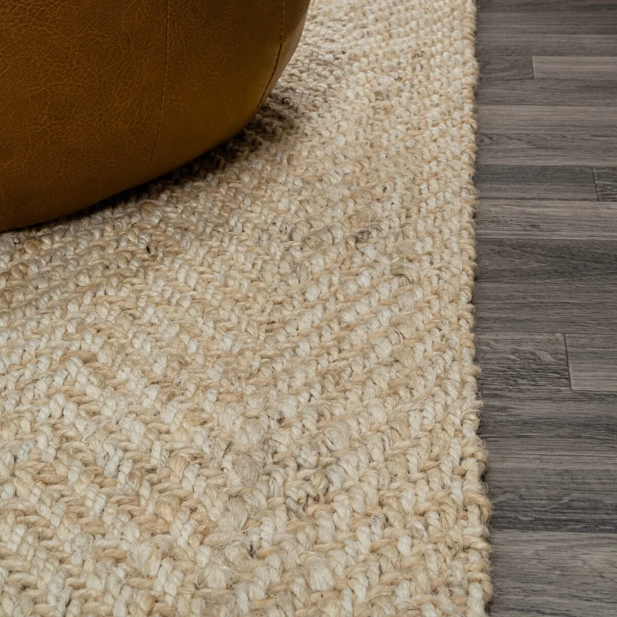 JONATHAN Y Estera Hand Woven Herringbone Chunky Jute Area Rug